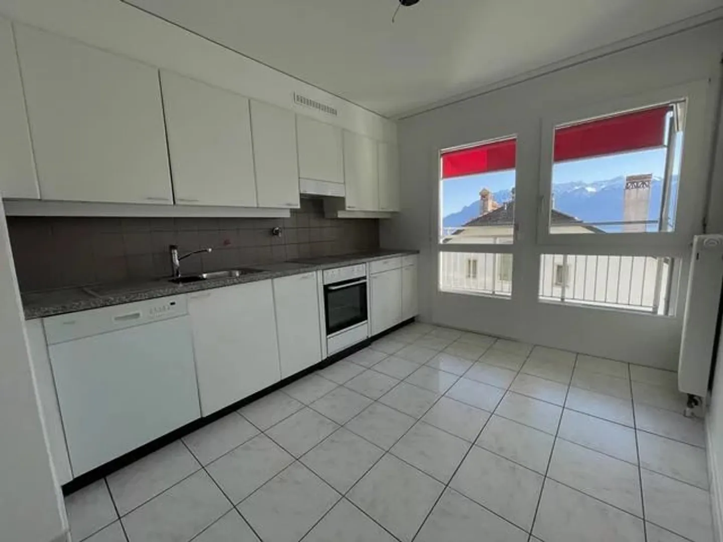 3.5-room apartment on the 3rd floor - Photo 5 of 13