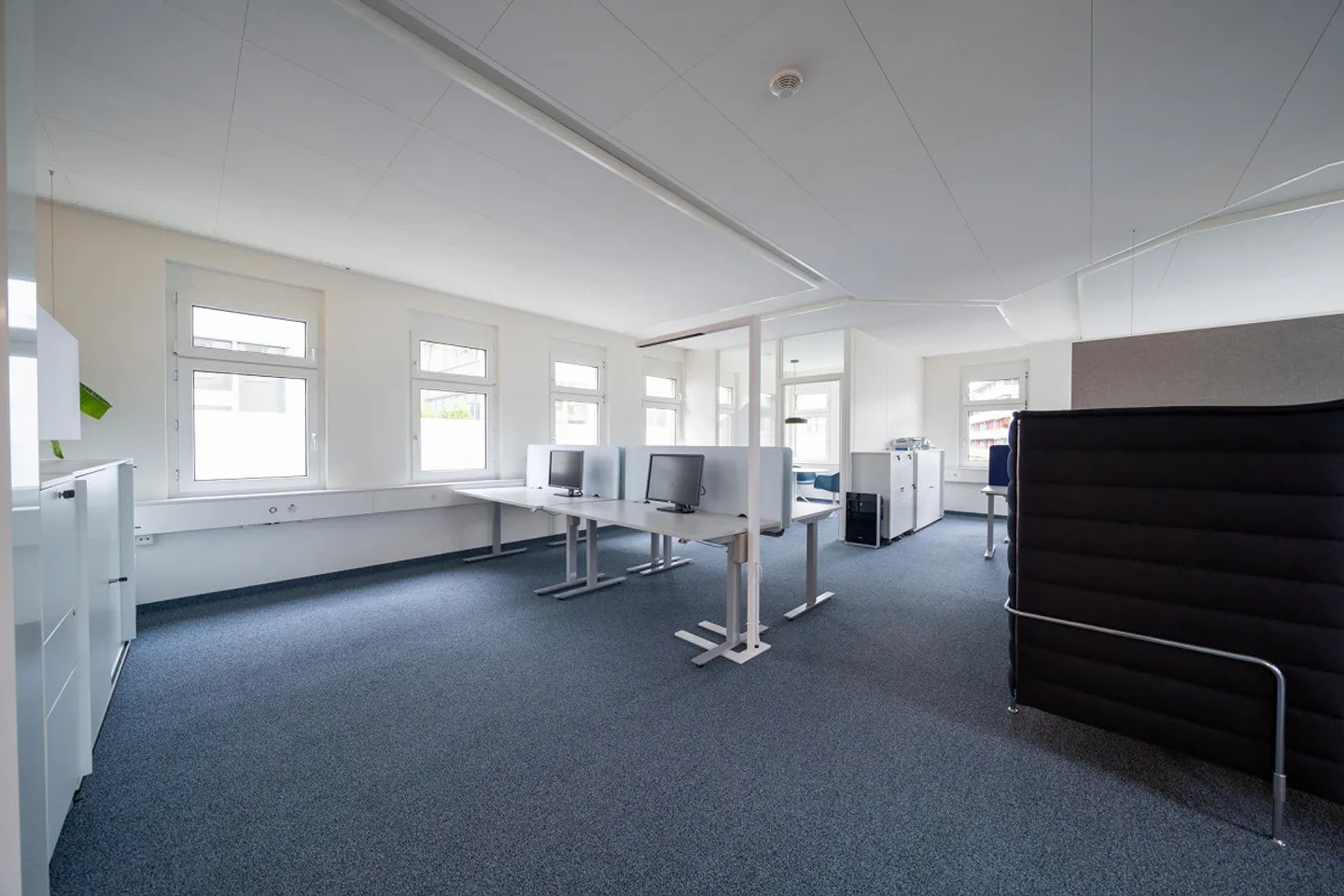 Gewerbeimmobilie in Rotkreuz - Foto 3 von 18