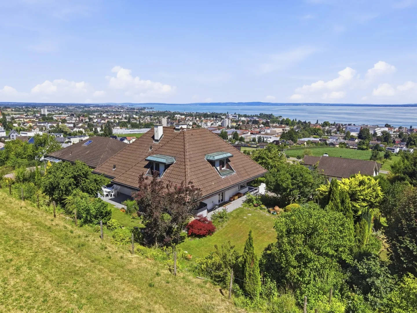 Aussergewöhnliches Einfamilienhaus - Foto 1 von 13