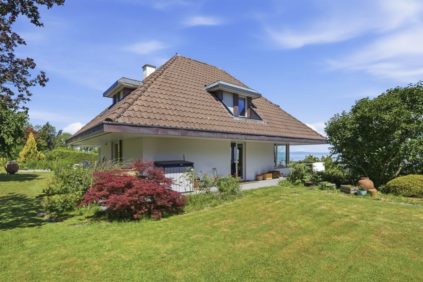 Aussergewöhnliches Einfamilienhaus - Foto 3 von 13