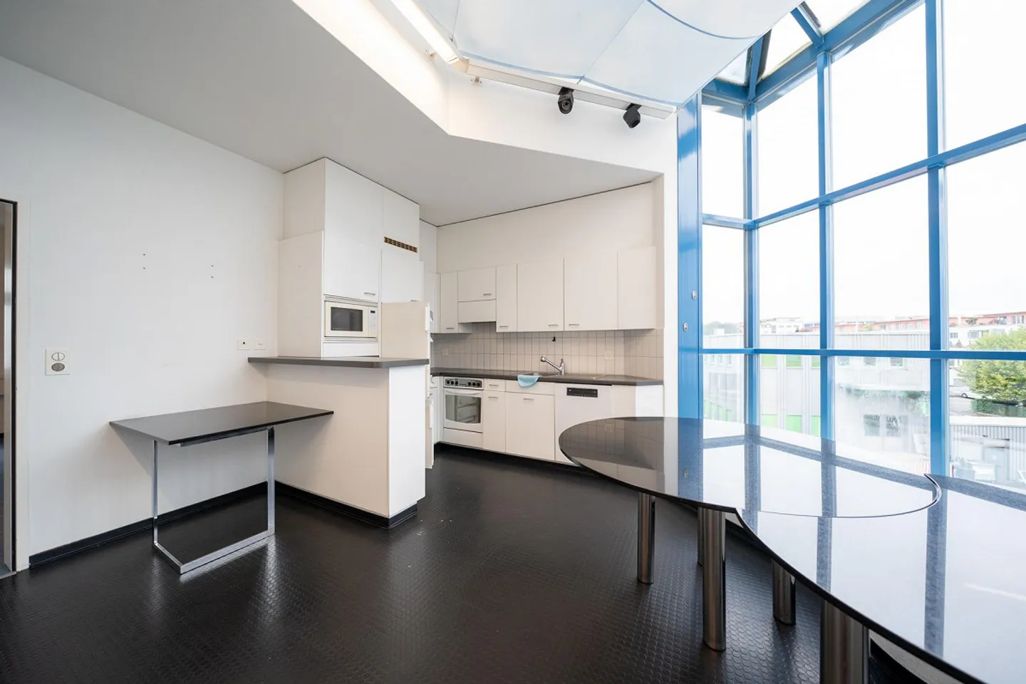 Gewerbeimmobilie in Rotkreuz - Foto 7 von 18