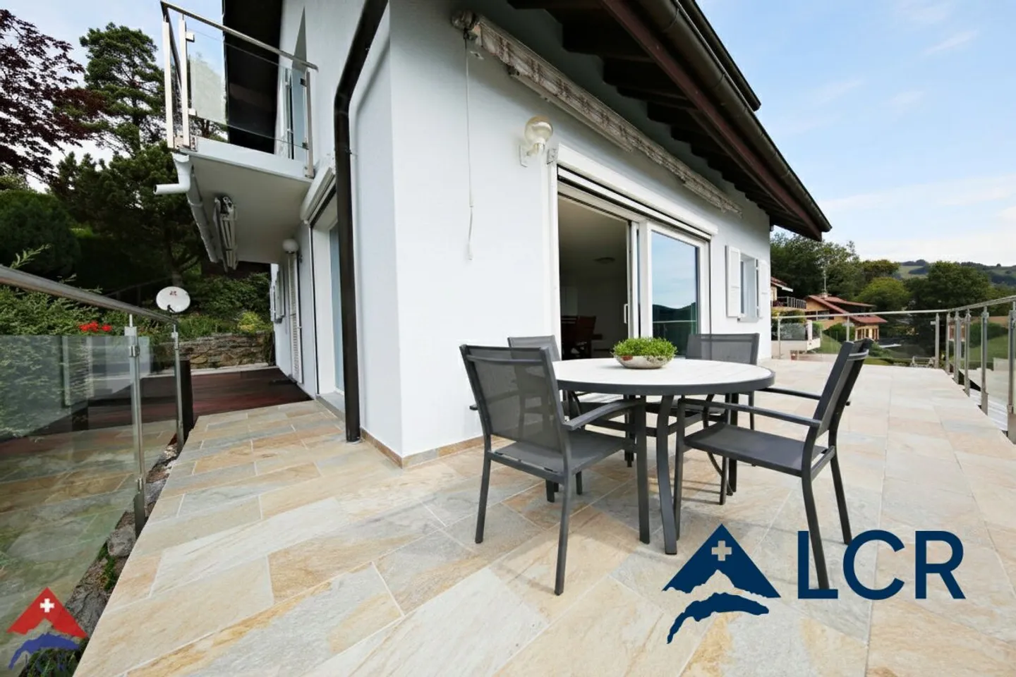 Stupenda Villa con Vista Lago - Foto 8 di 13