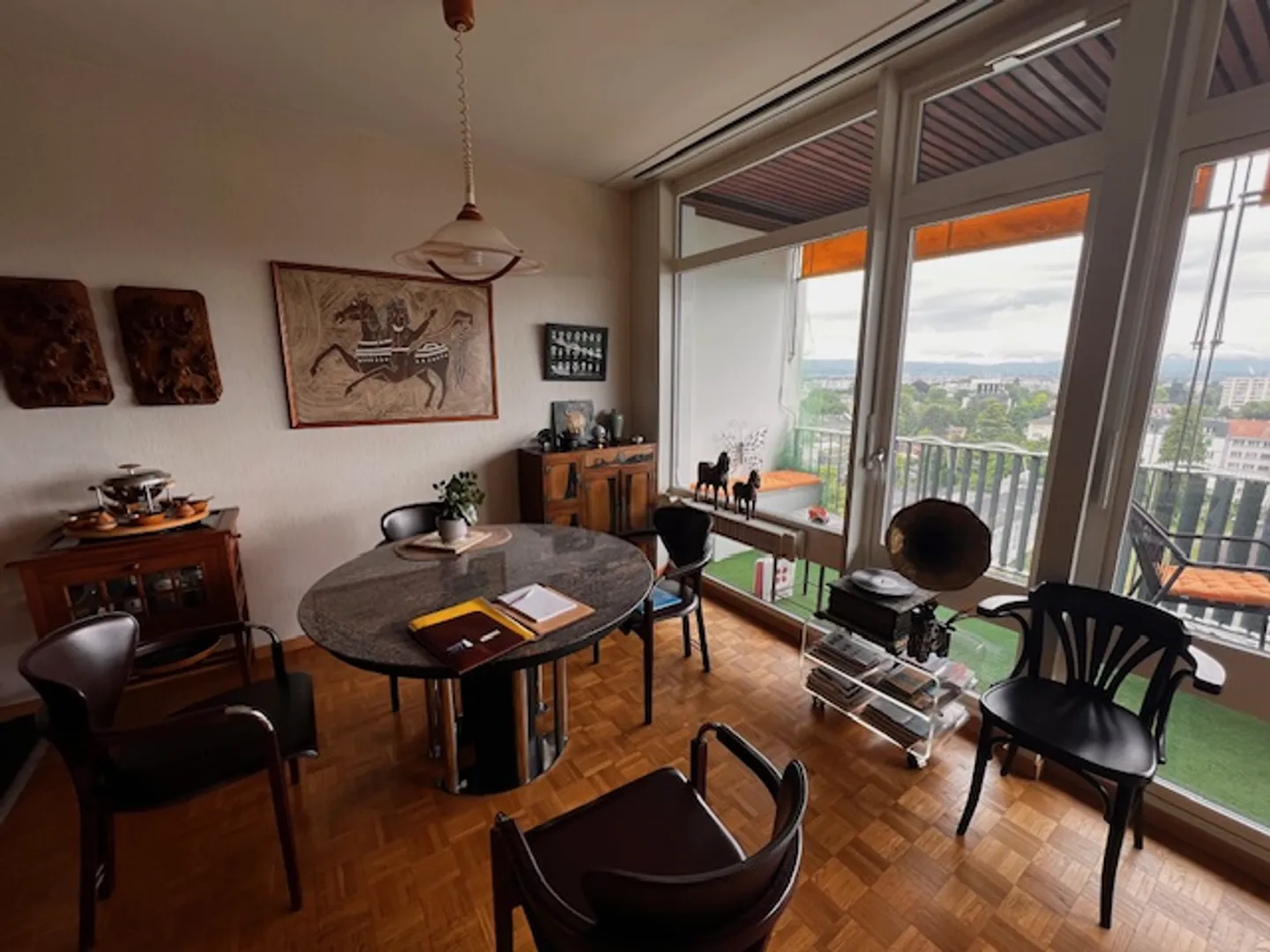 Very nice apartment with lake view in life annuity in Geneva - Photo 4 of 12
