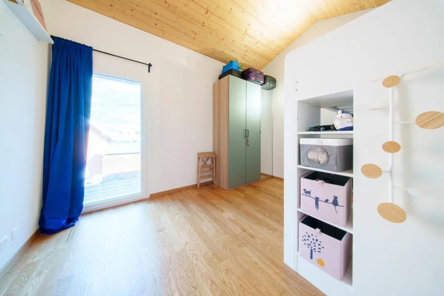Bellissima casa a schiera moderna e confortevole - Foto 8 di 13