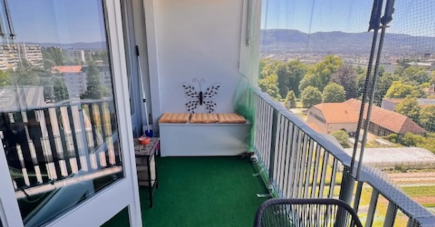 Very nice apartment with lake view in life annuity in Geneva - Photo 8 of 12