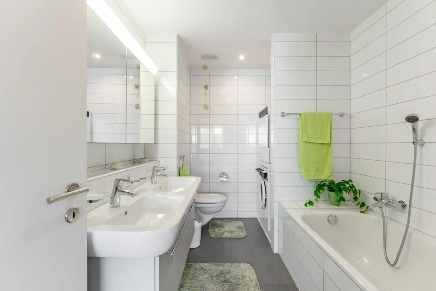 3.5 Zimmer-Wohnung mit modernem Ausbau und idealer Lage - Foto 8 von 15