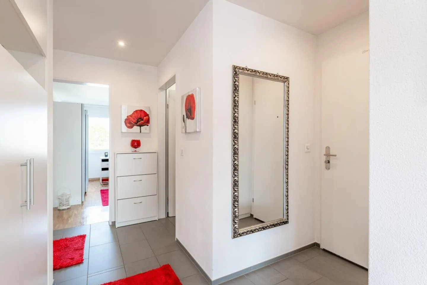 3.5 Zimmer-Wohnung mit modernem Ausbau und idealer Lage - Foto 10 von 15