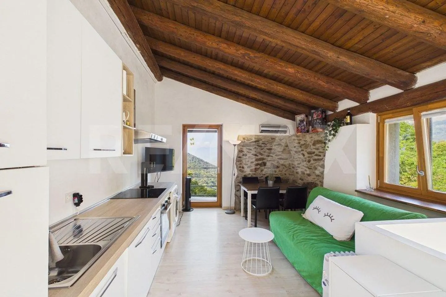 Maison de vacances à la montagne, idéale aussi comme investissement - Photo 1 sur 13