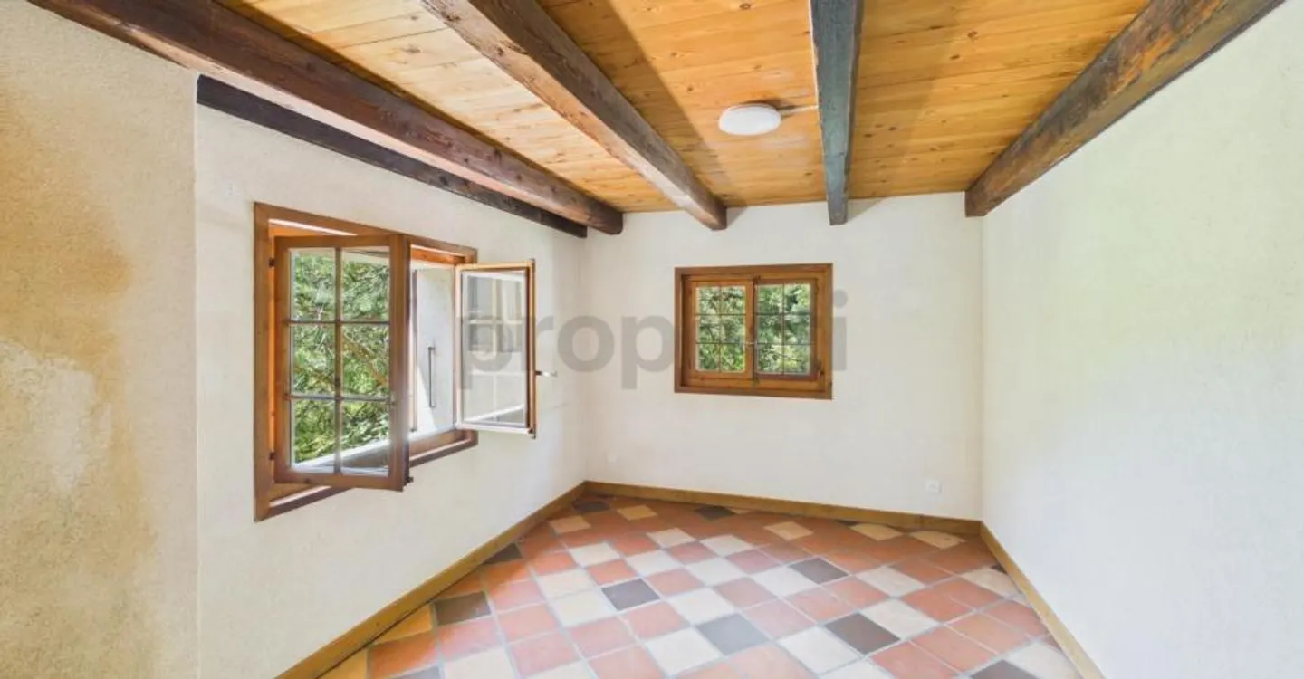 Maison villageoise de 3 appartements (2x 3.5 pces et 1x 2.5 pces) au calme absolu - Photo 4 of 11