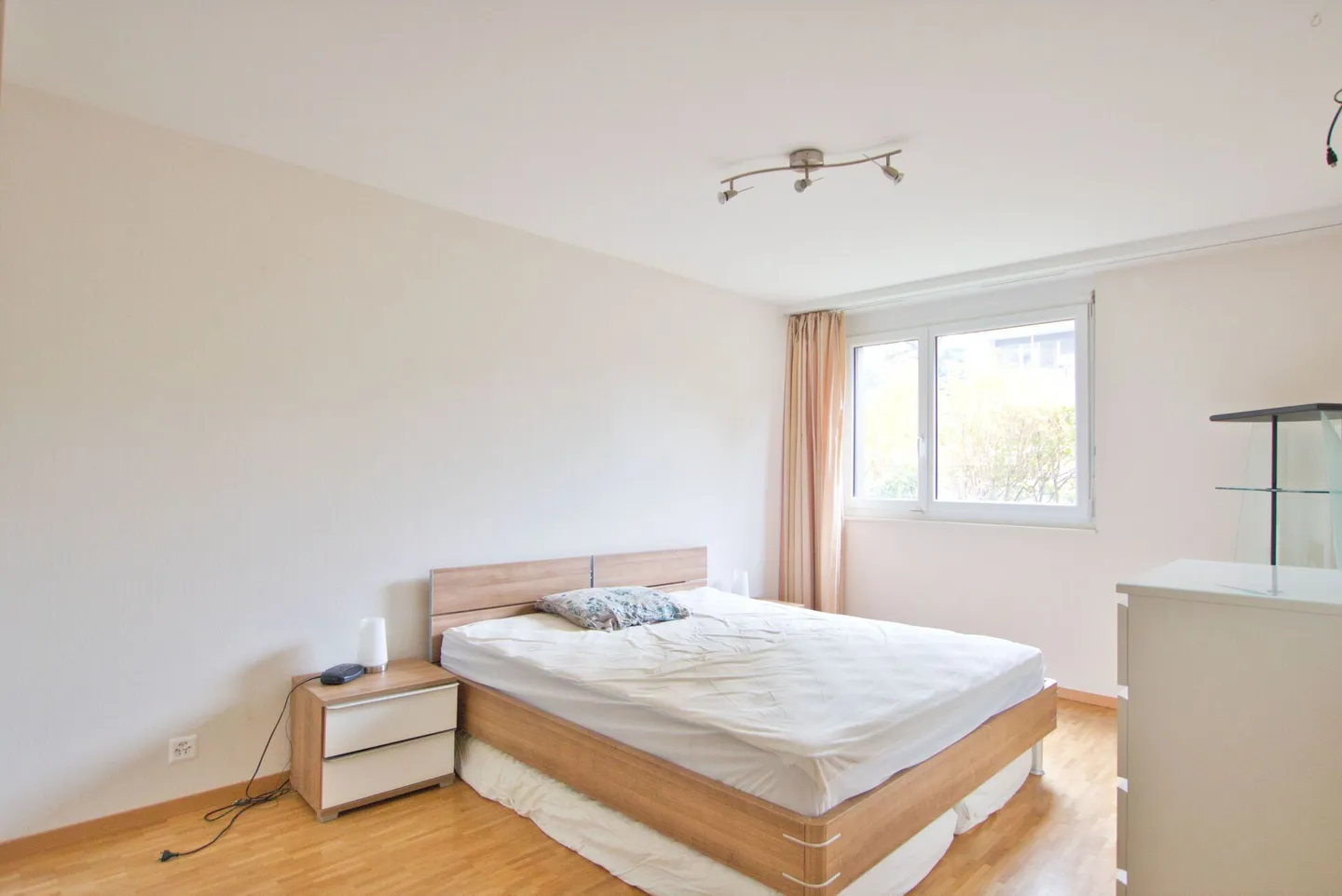 Bel appartement avec jardin - Photo 10 sur 13