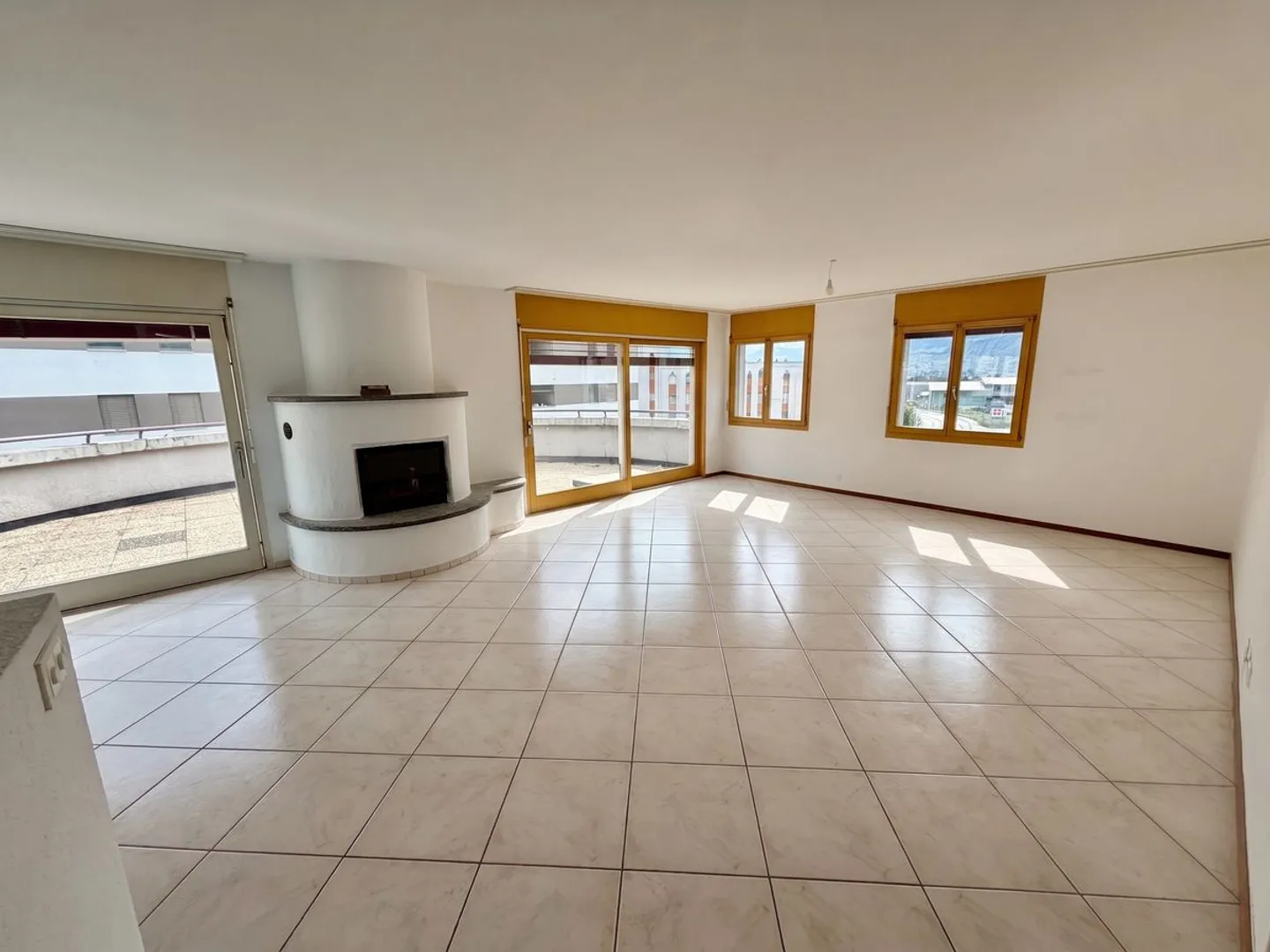 Top floor 5.5 rooms - Photo 11 of 12