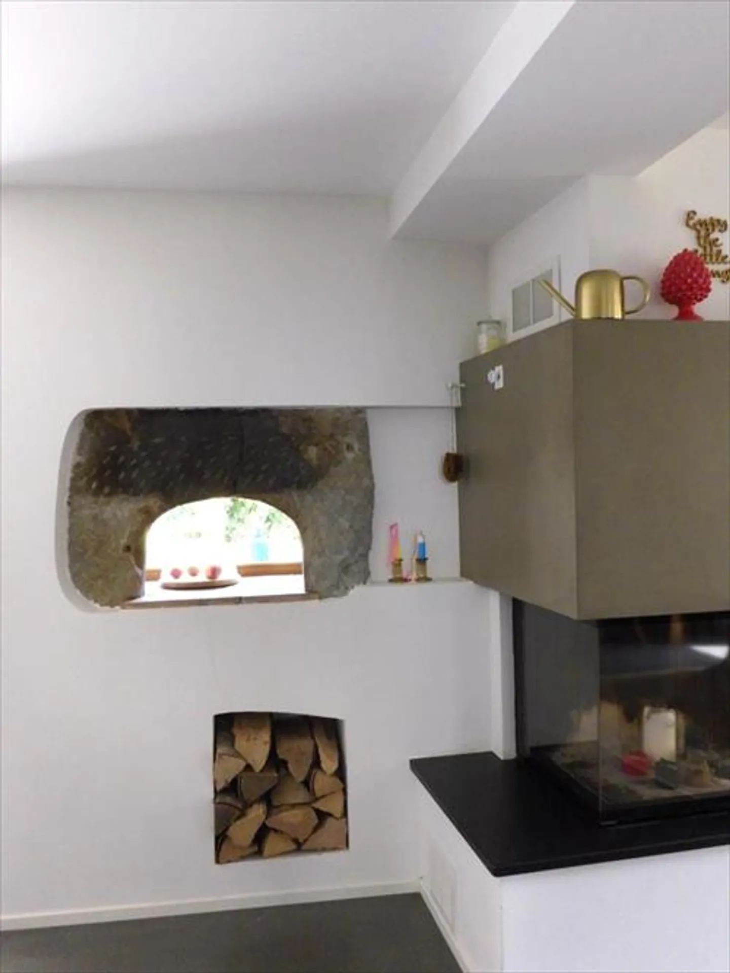 Magnificent 4.5 room apartment in a village house, garden access - Photo 7 of 13