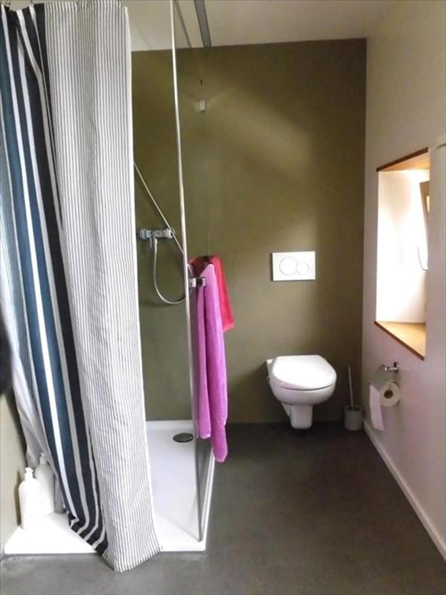 Magnificent 4.5 room apartment in a village house, garden access - Photo 13 of 13