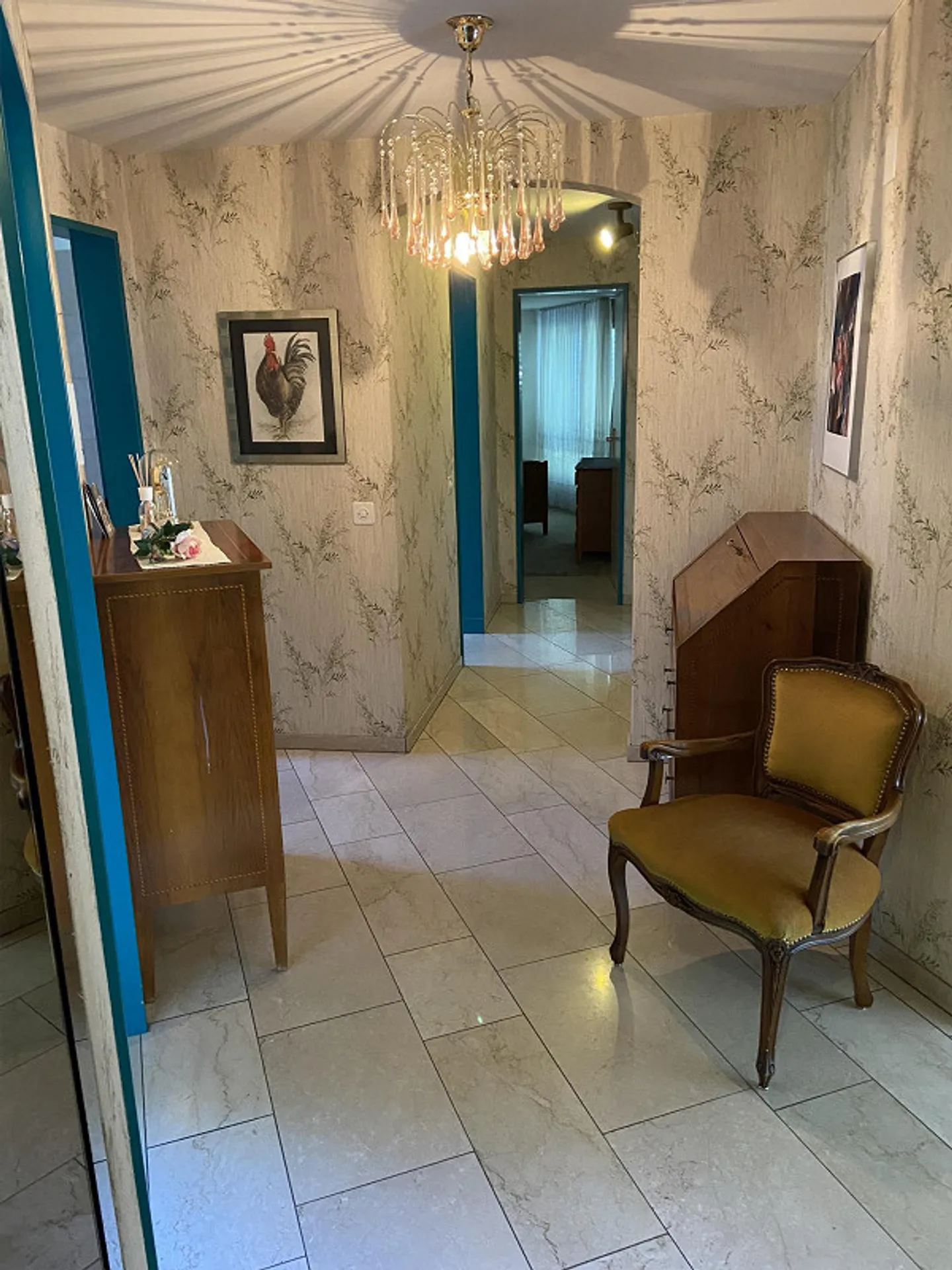 3 1/2 Rooms - Condominium with Special Flair - Photo 9 of 25