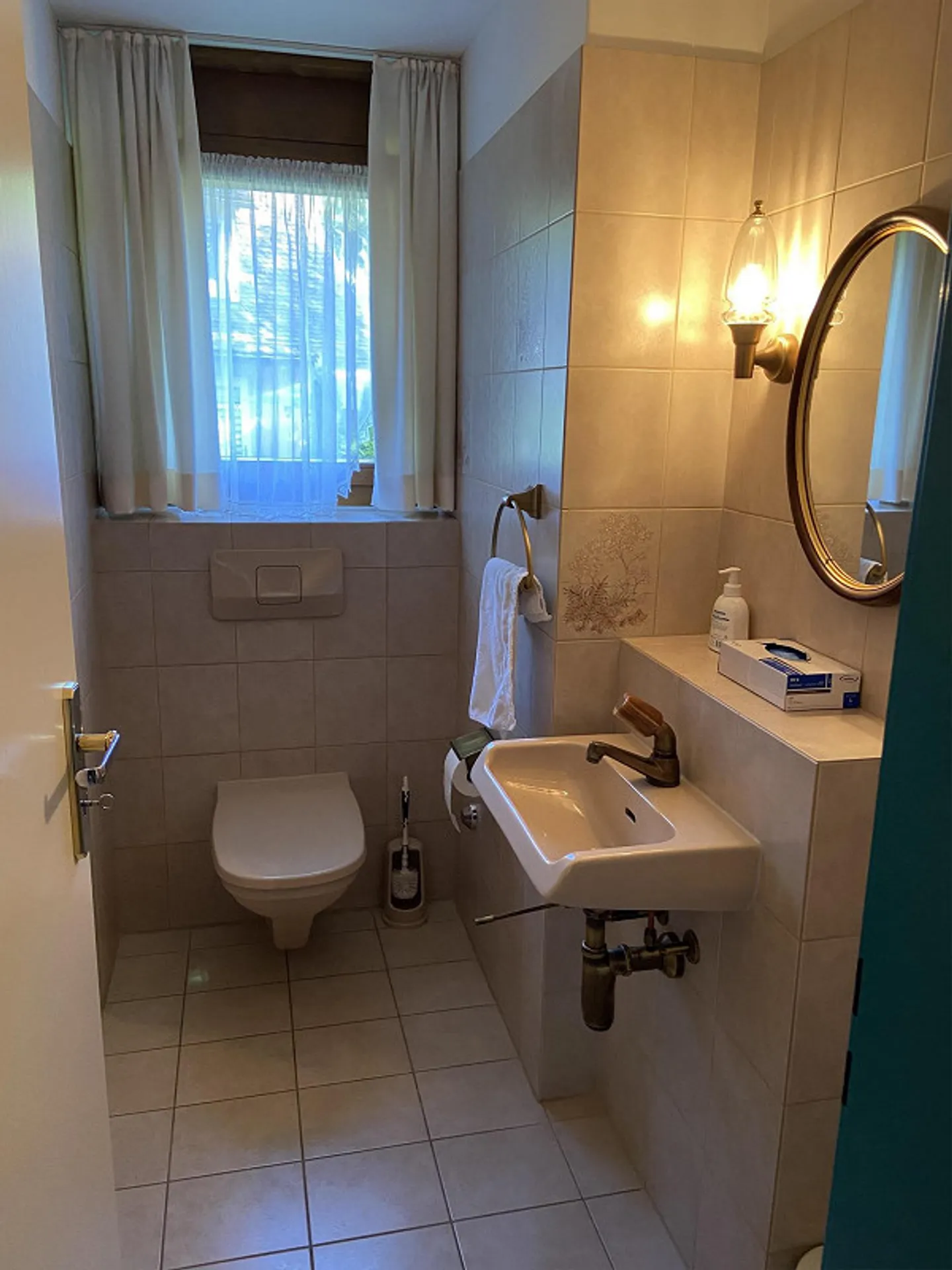 3 1/2 Rooms - Condominium with Special Flair - Photo 11 of 25