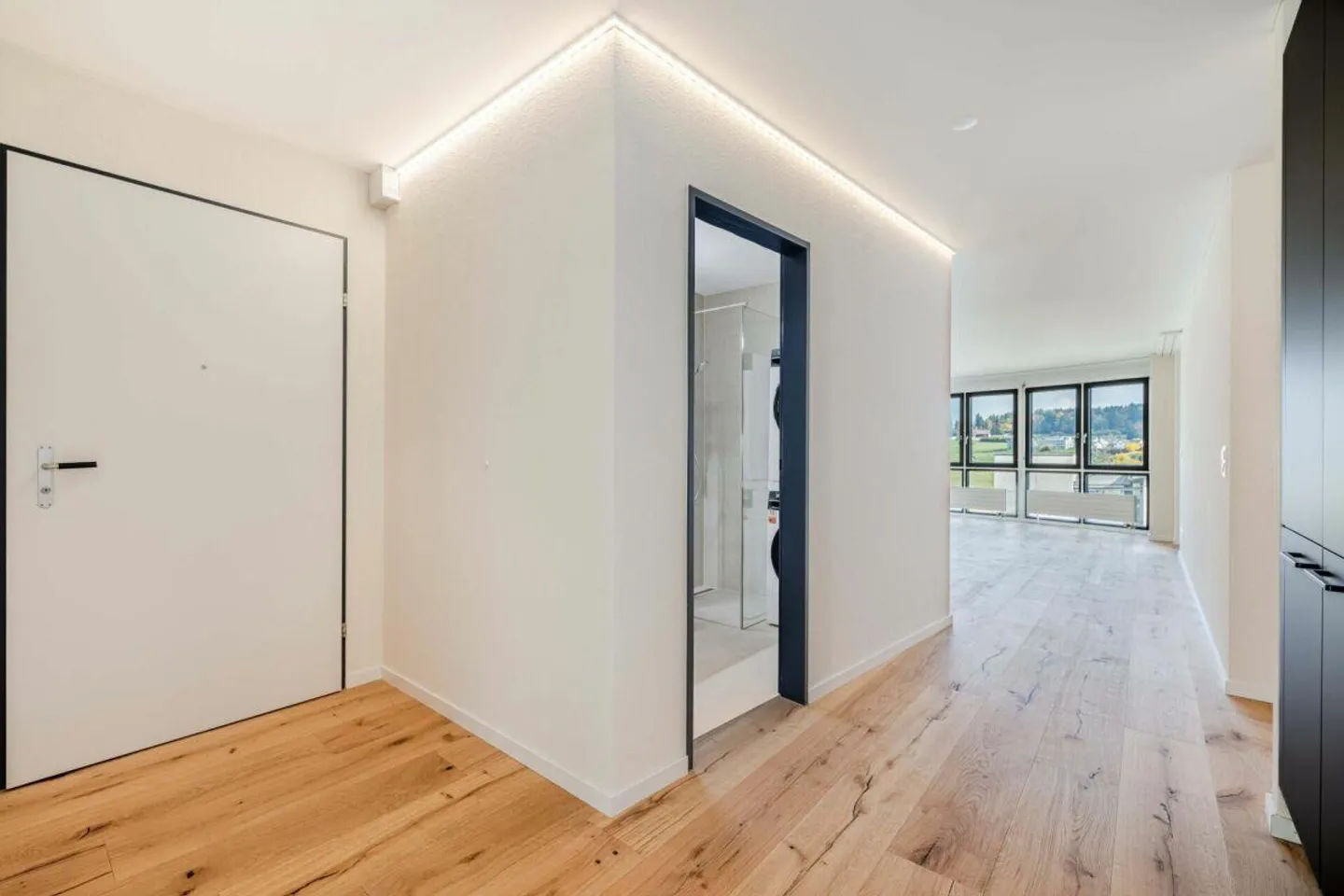 Erstbezug nach Totalumbau: Neuwertige und moderne 4.5-Zimmer-Wohnun... - Foto 10 von 13