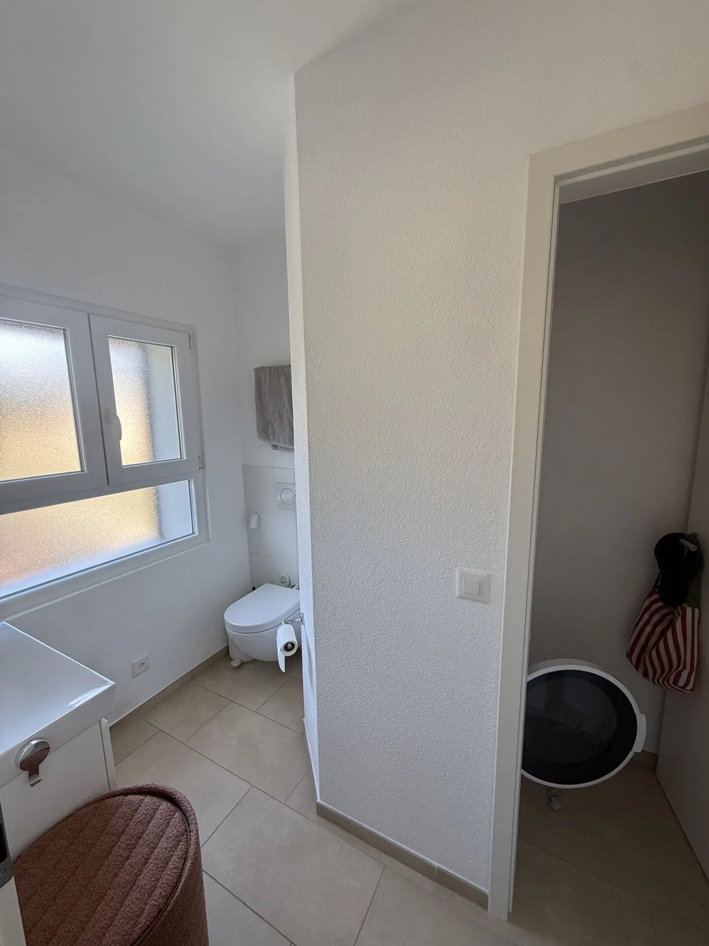 Moderne 3.5 Zimmer in Arbedo - Foto 8 von 8