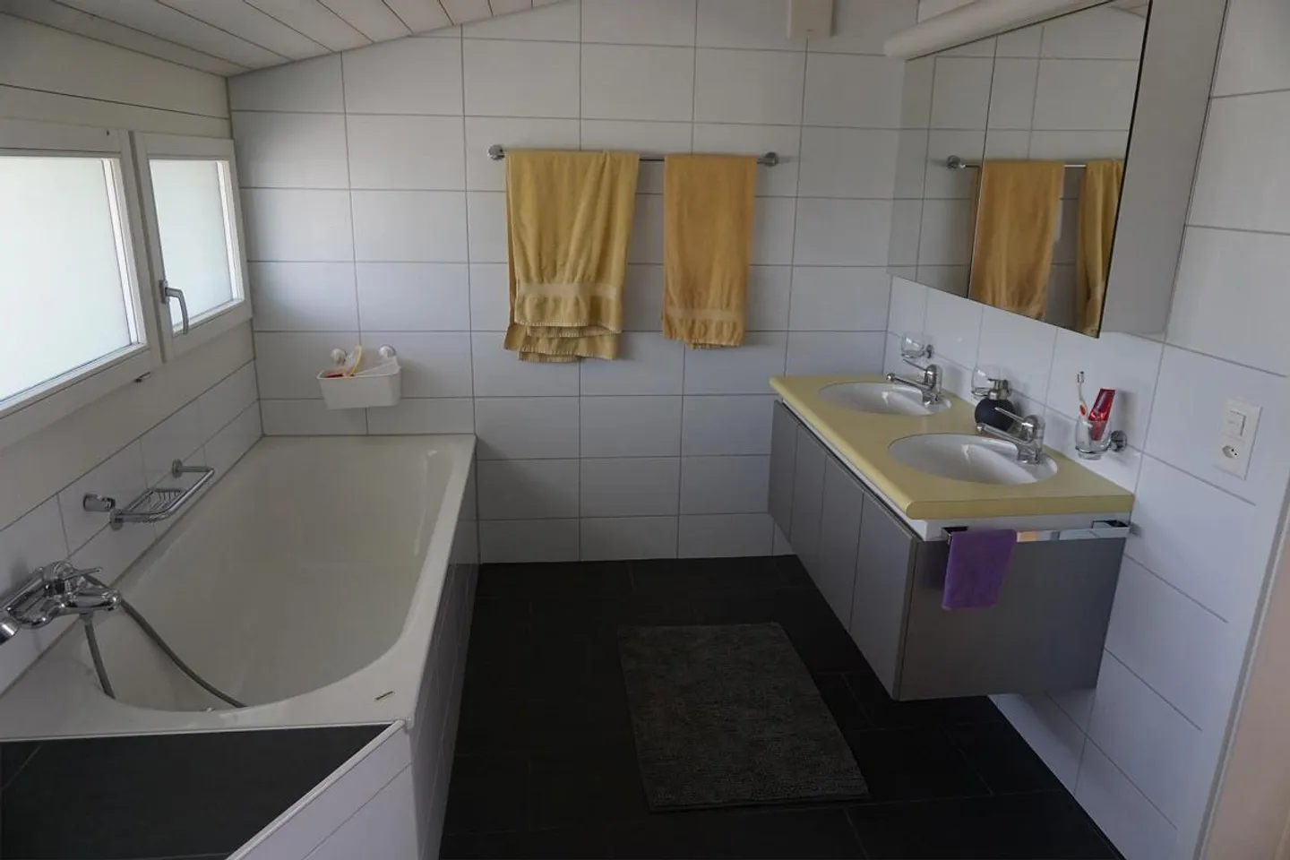 Schönes, freistehendes 11-Zimmerhaus – Bellevuestrasse 18 in Gümligen - Foto 23 von 27