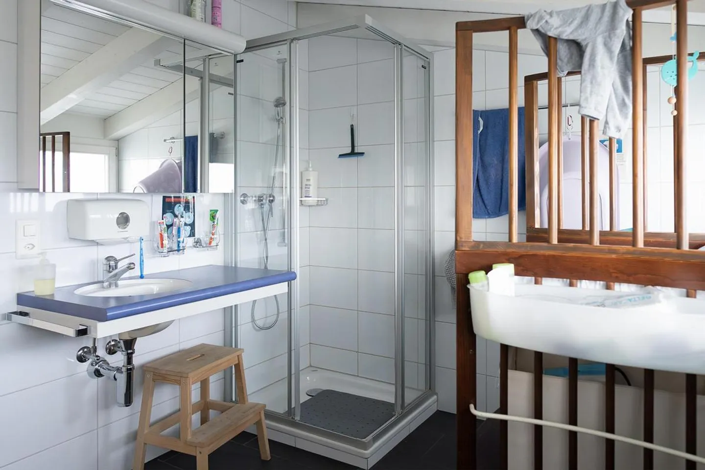 Schönes, freistehendes 11-Zimmerhaus – Bellevuestrasse 18 in Gümligen - Foto 25 von 27