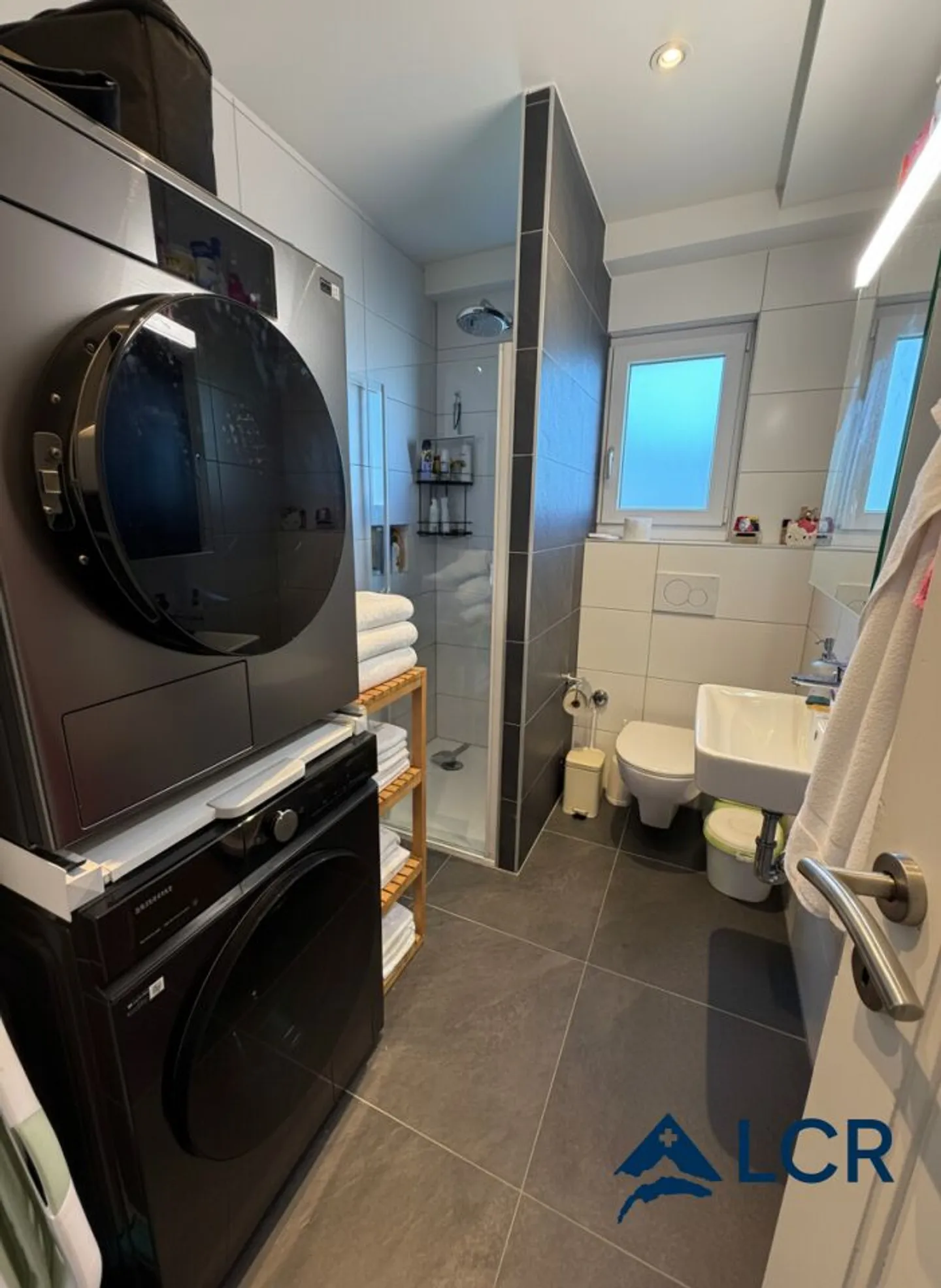 Appartamento con quattro stanze e balcone - Posizione ideale a Neuchâtel - Foto 8 di 8