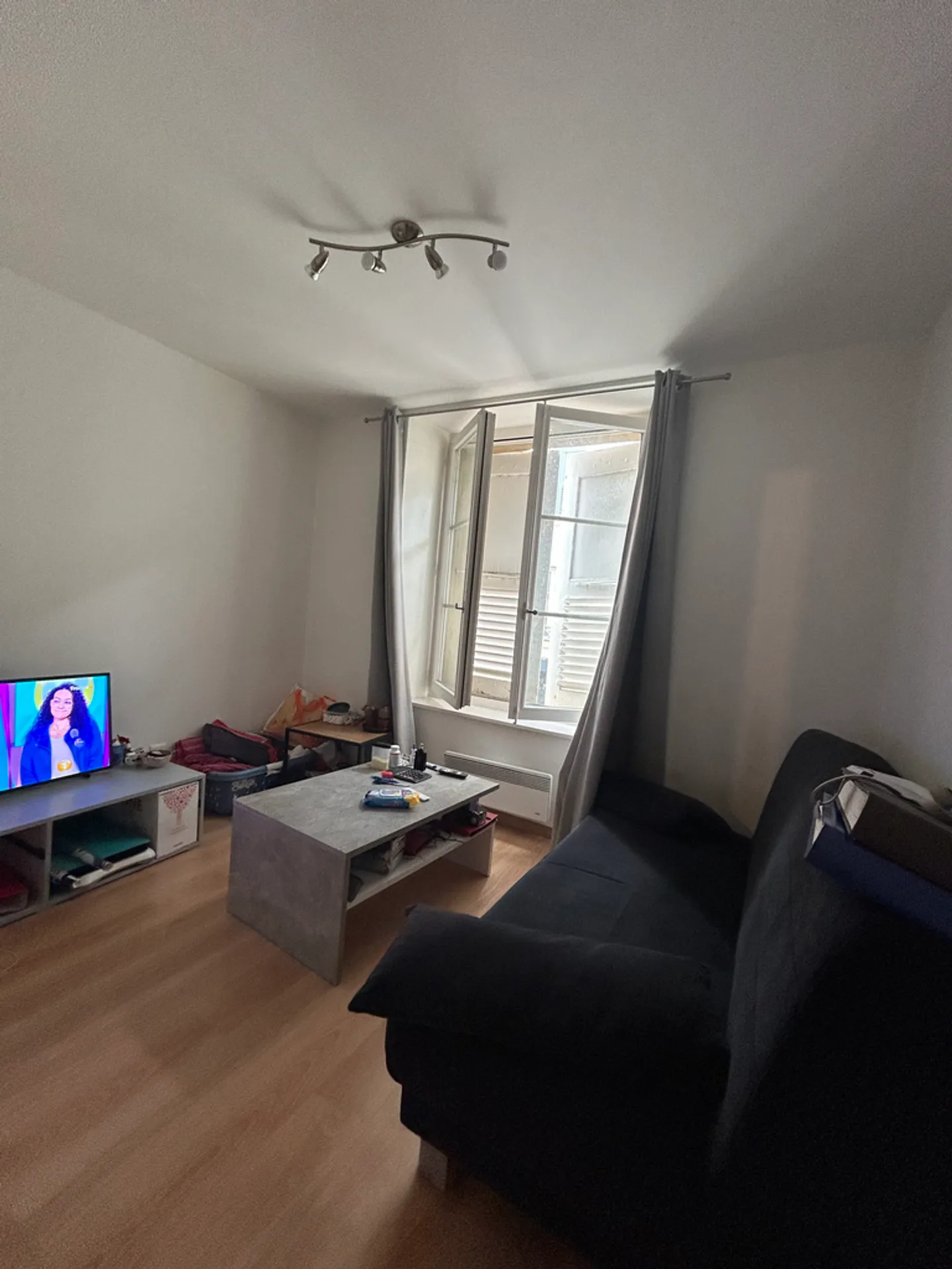 Appartement 3 pièces - Photo 2 sur 4