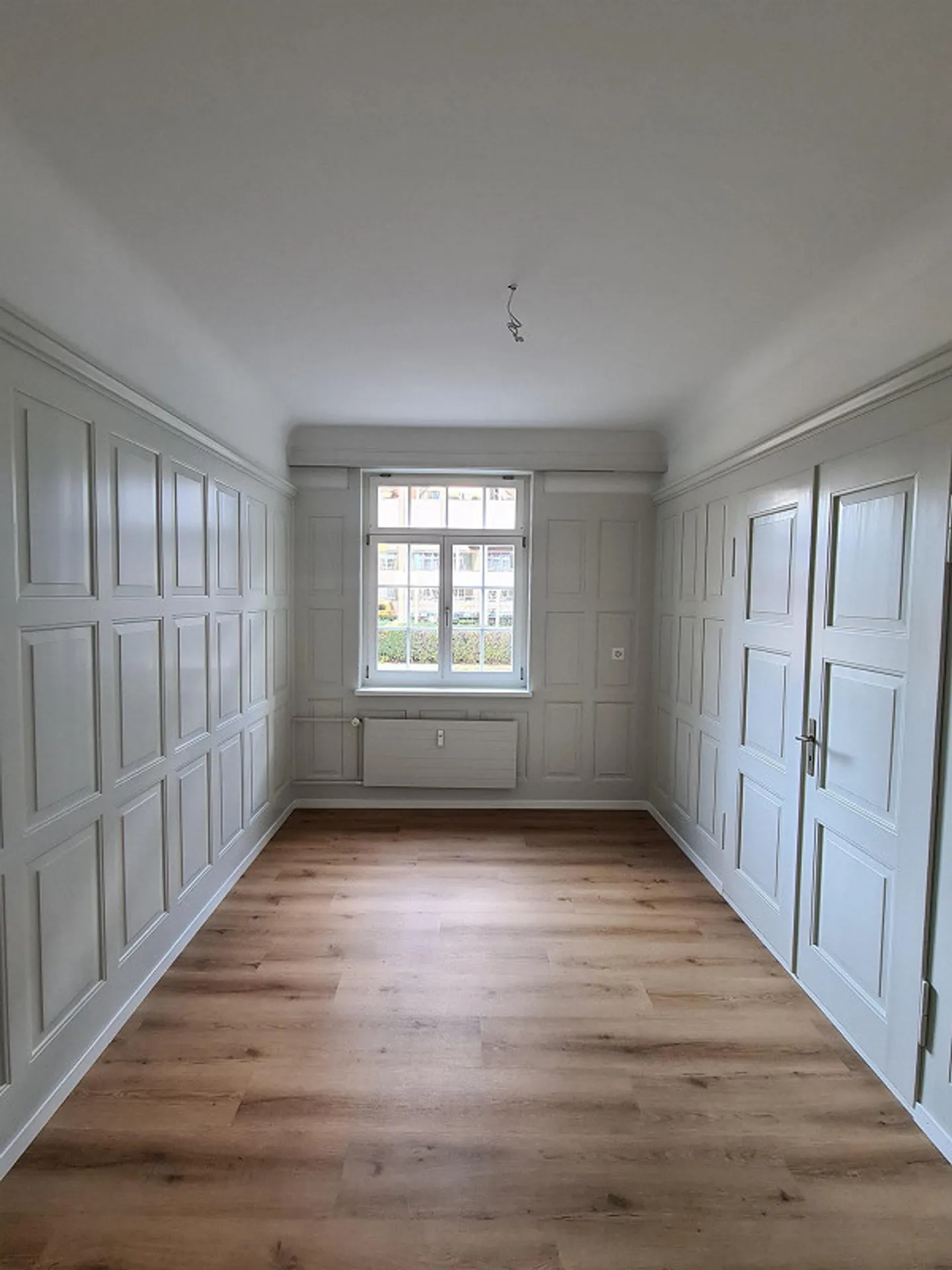 Charming and Renovated City Apartment - Photo 4 of 12