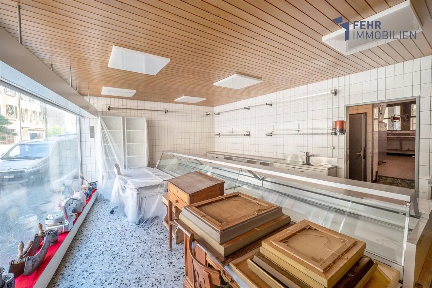 Fehr Immobilien - Zentral gelegene Wohn- und Gewerbeliegenschaft - Foto 3 von 13