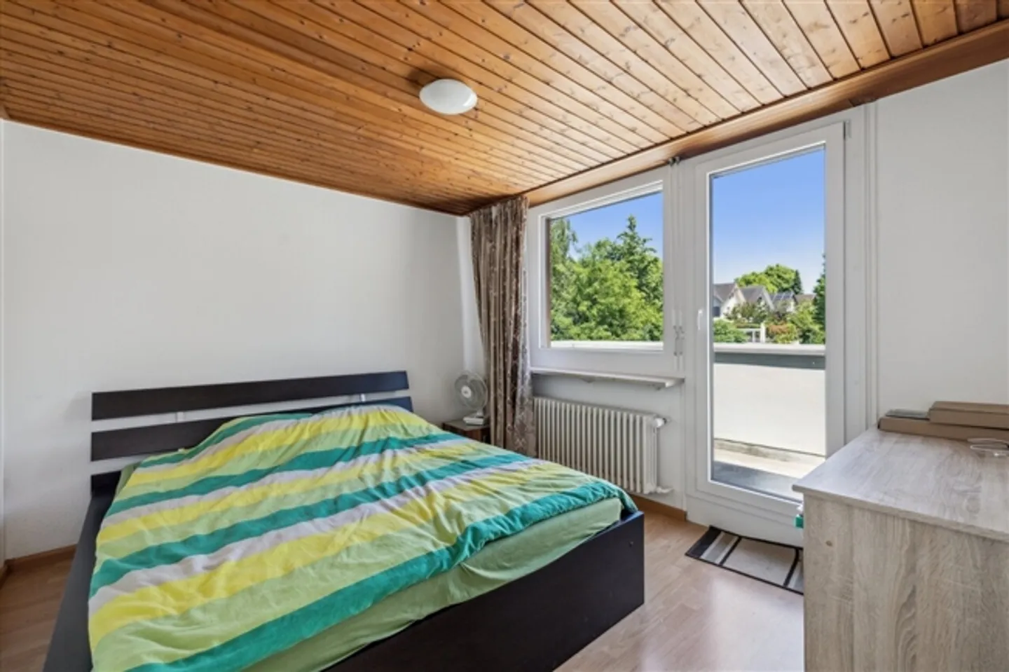 Well-maintained semi-detached single-family house in a quiet location in Therwil - Photo 6 of 11