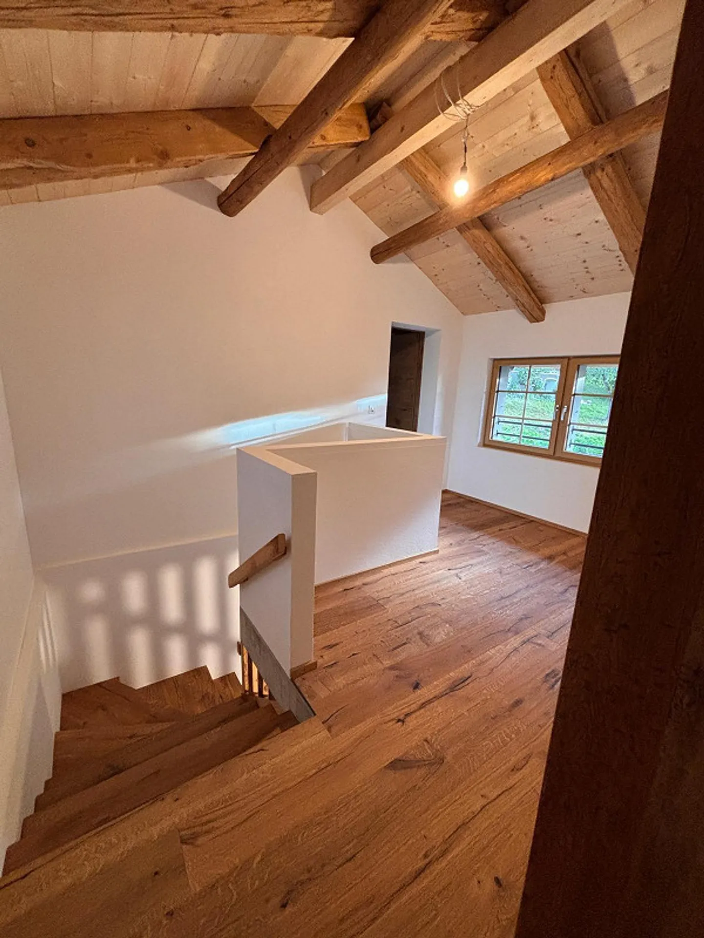 Spacious 4.5-room apartment with private garden - freshly renovated - Photo 3 of 25