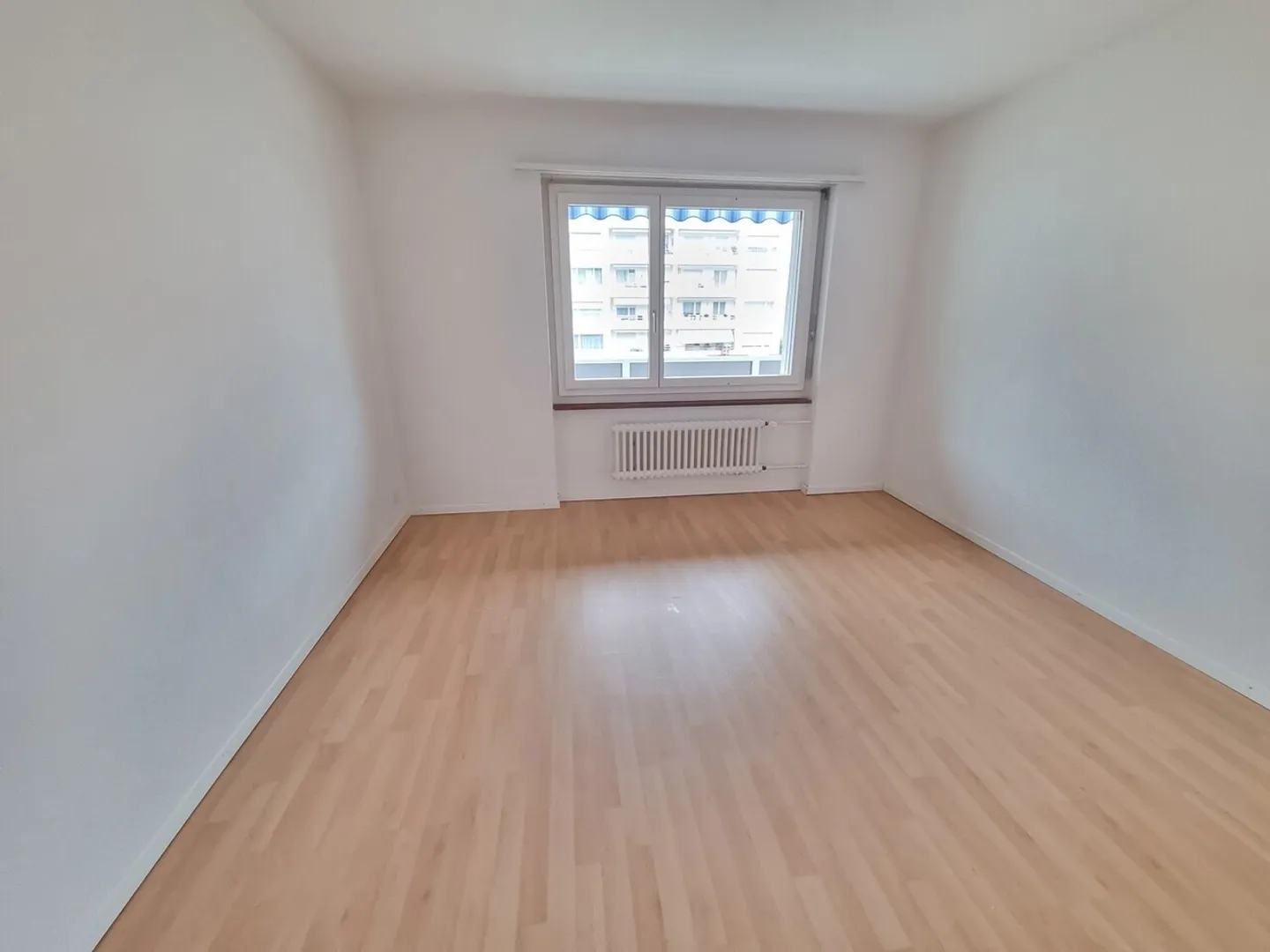 Charmante Wohnung mit Pool - Foto 6 von 9