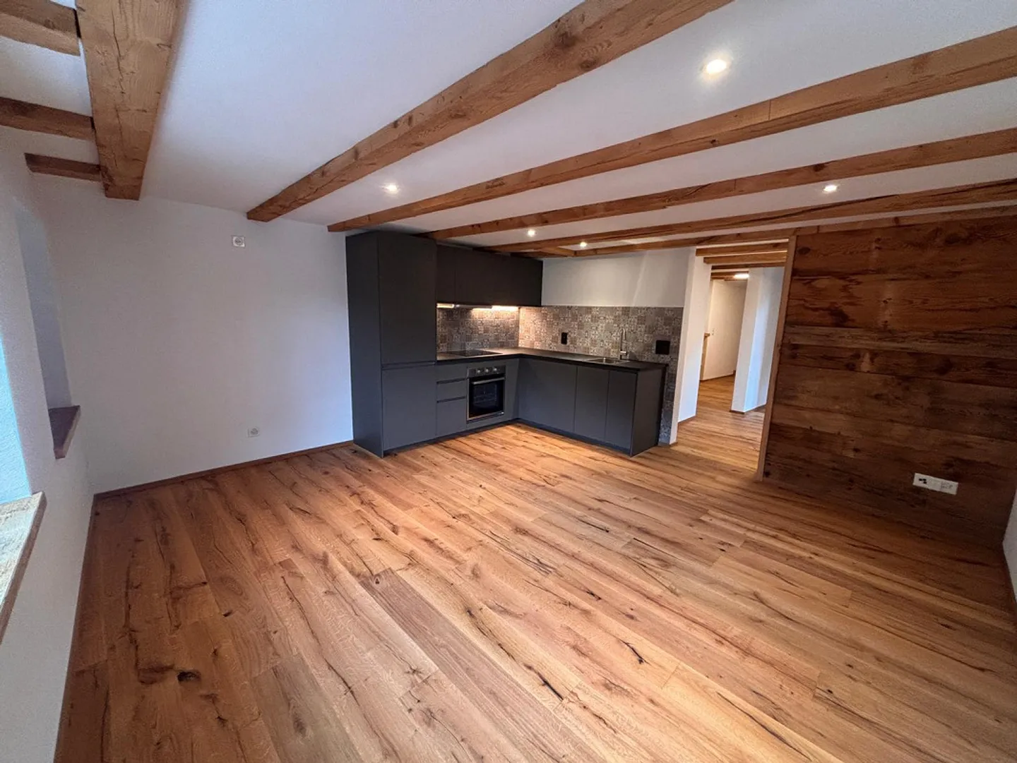 Spacious 4.5-room apartment with private garden - freshly renovated - Photo 8 of 25