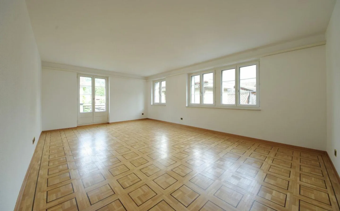 APPARTAMENTO 2.5 STANZE - Foto 1 di 10