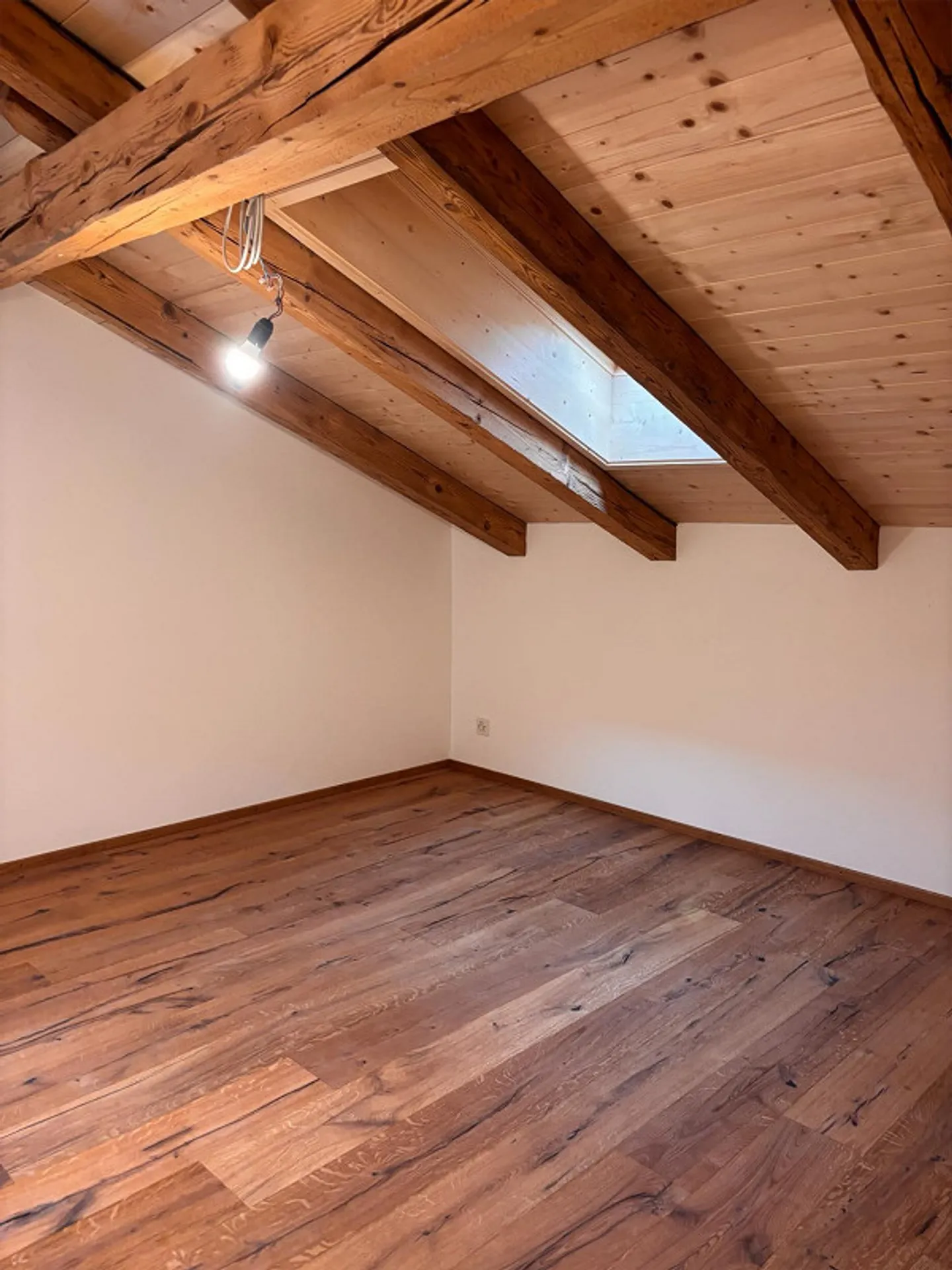 Spacious 4.5-room apartment with private garden - freshly renovated - Photo 15 of 25