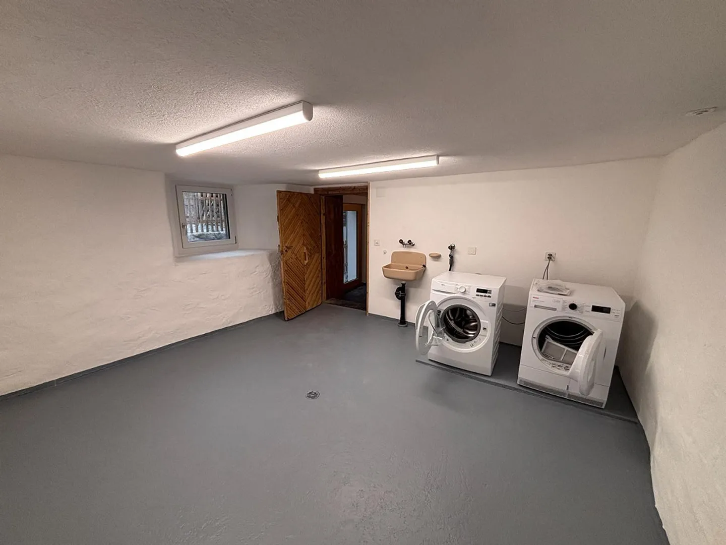 Spacious 4.5-room apartment with private garden - freshly renovated - Photo 18 of 25