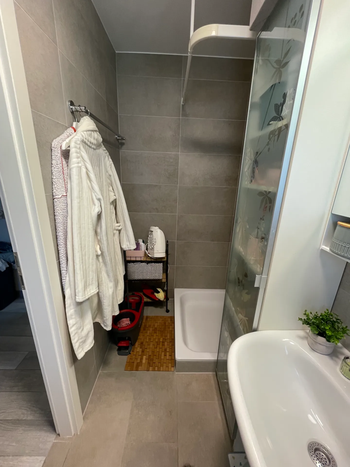 Apartment near the lake - Photo 5 of 12