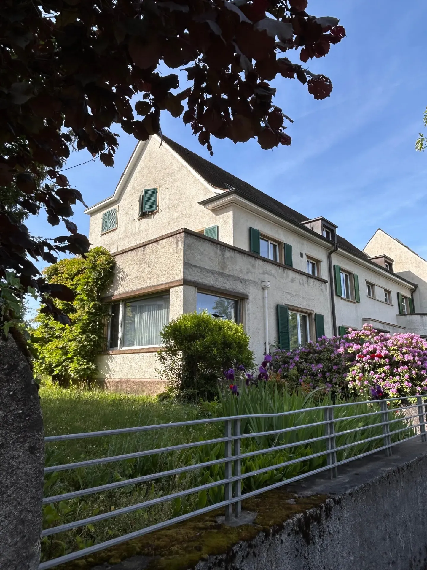 Maison individuelle de 6,5 pièces près de l'arrêt de tram Burgstrasse à Riehen - Photo 1 sur 22
