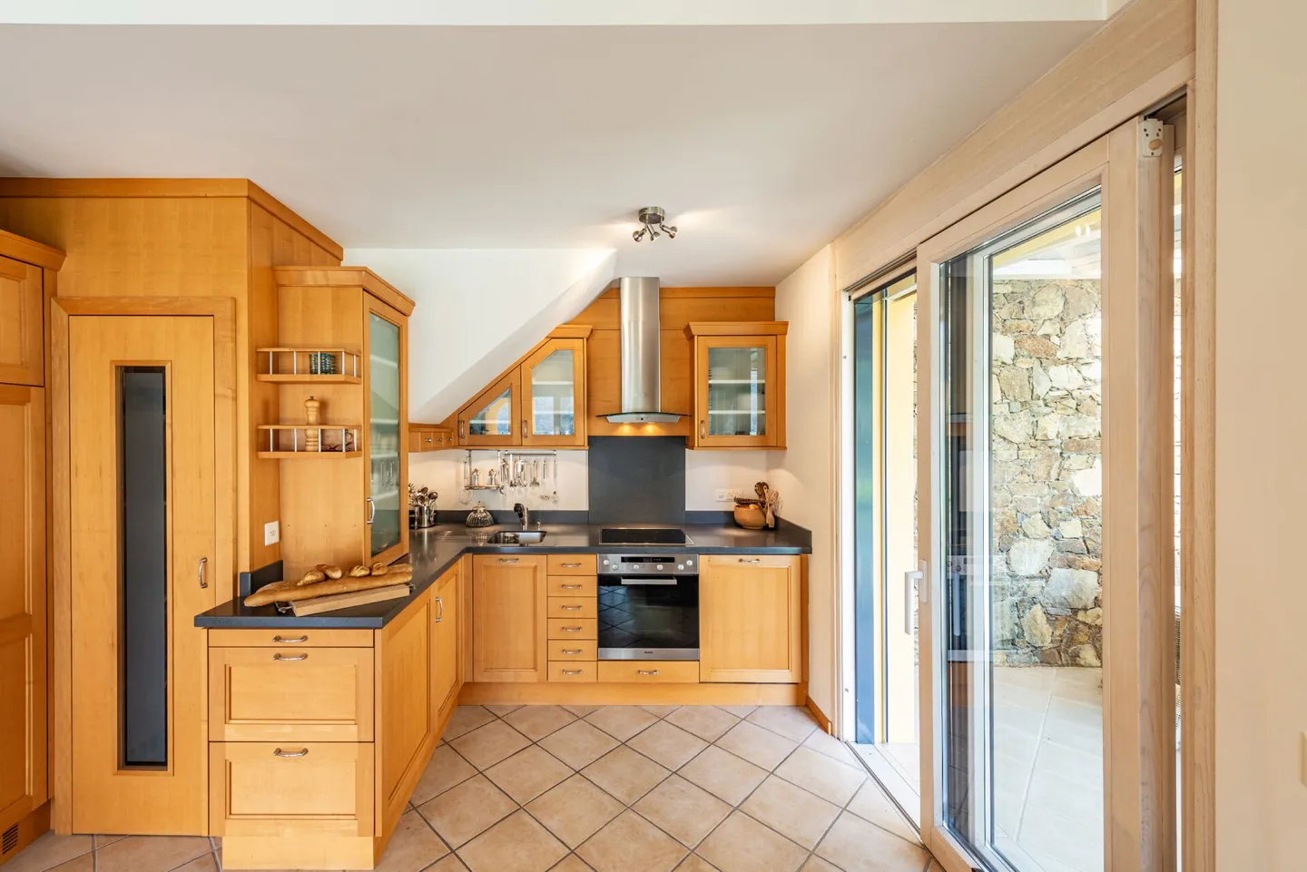 Kiki's jewel | TI - Photo 7 of 27