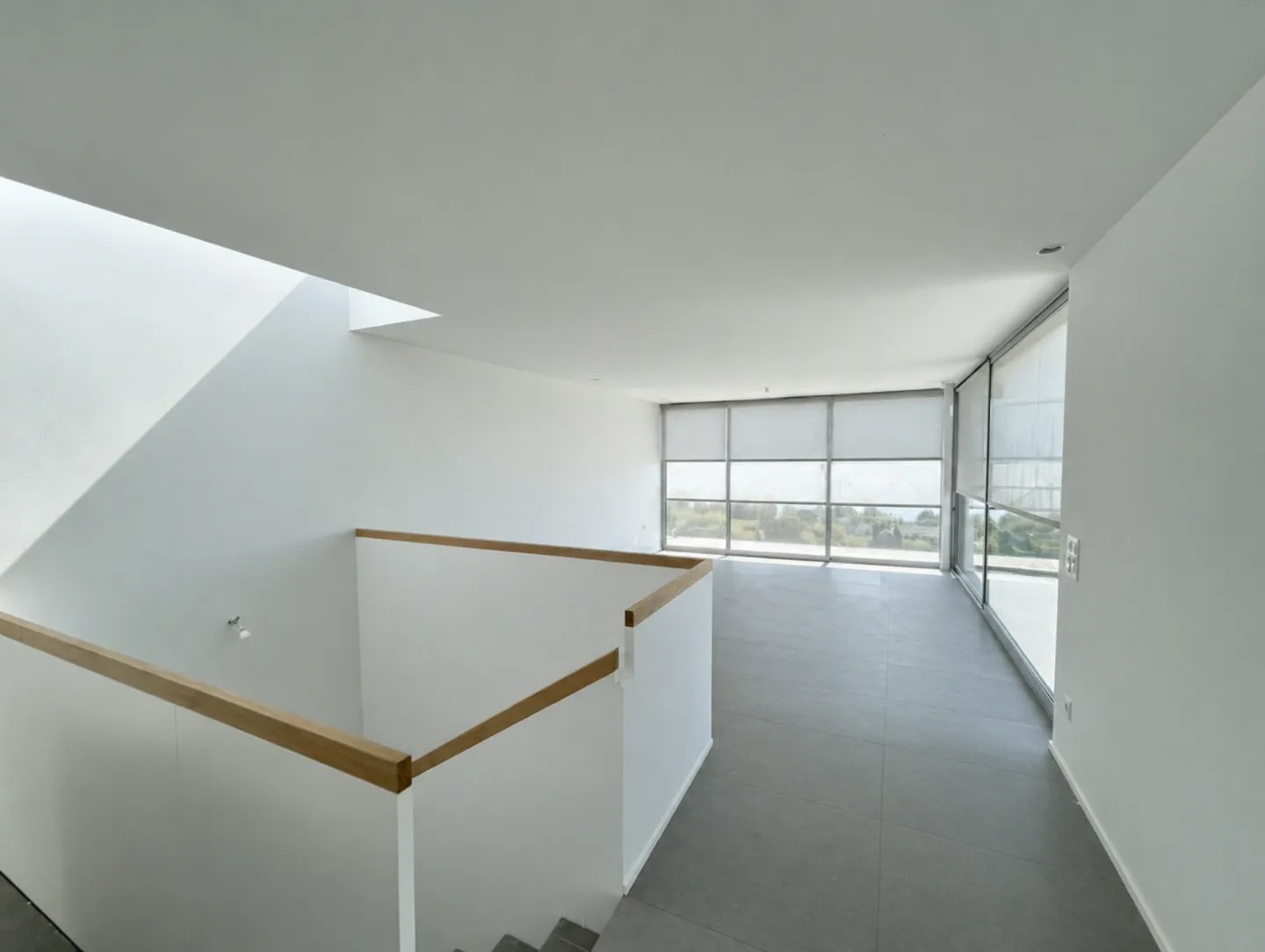 Stunning 6.5-room terraced house in Lutry with breathtaking views - Photo 3 of 7