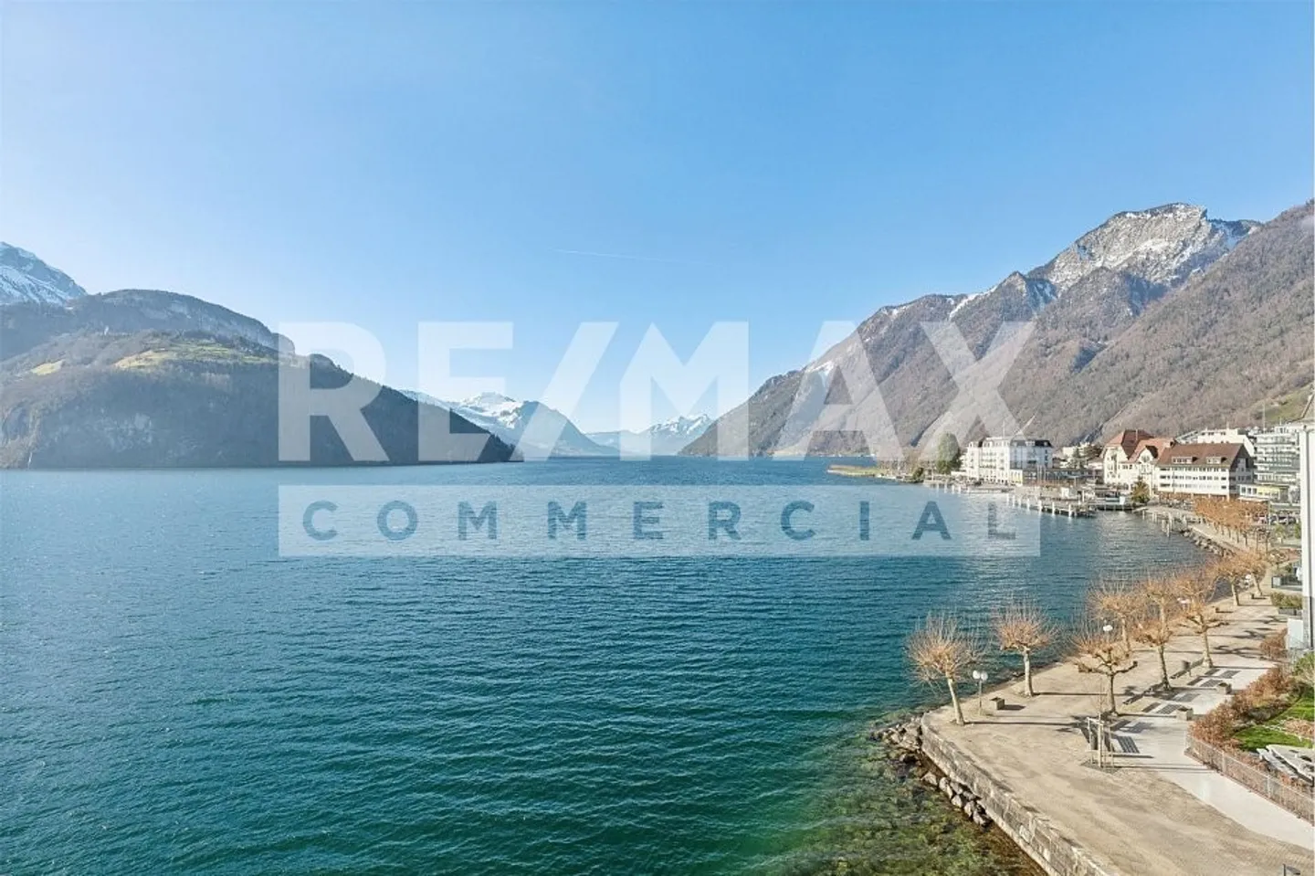 Spazio commerciale spazioso e famoso nella migliore e centrale posizione a Brunnen SZ - Foto 13 di 13