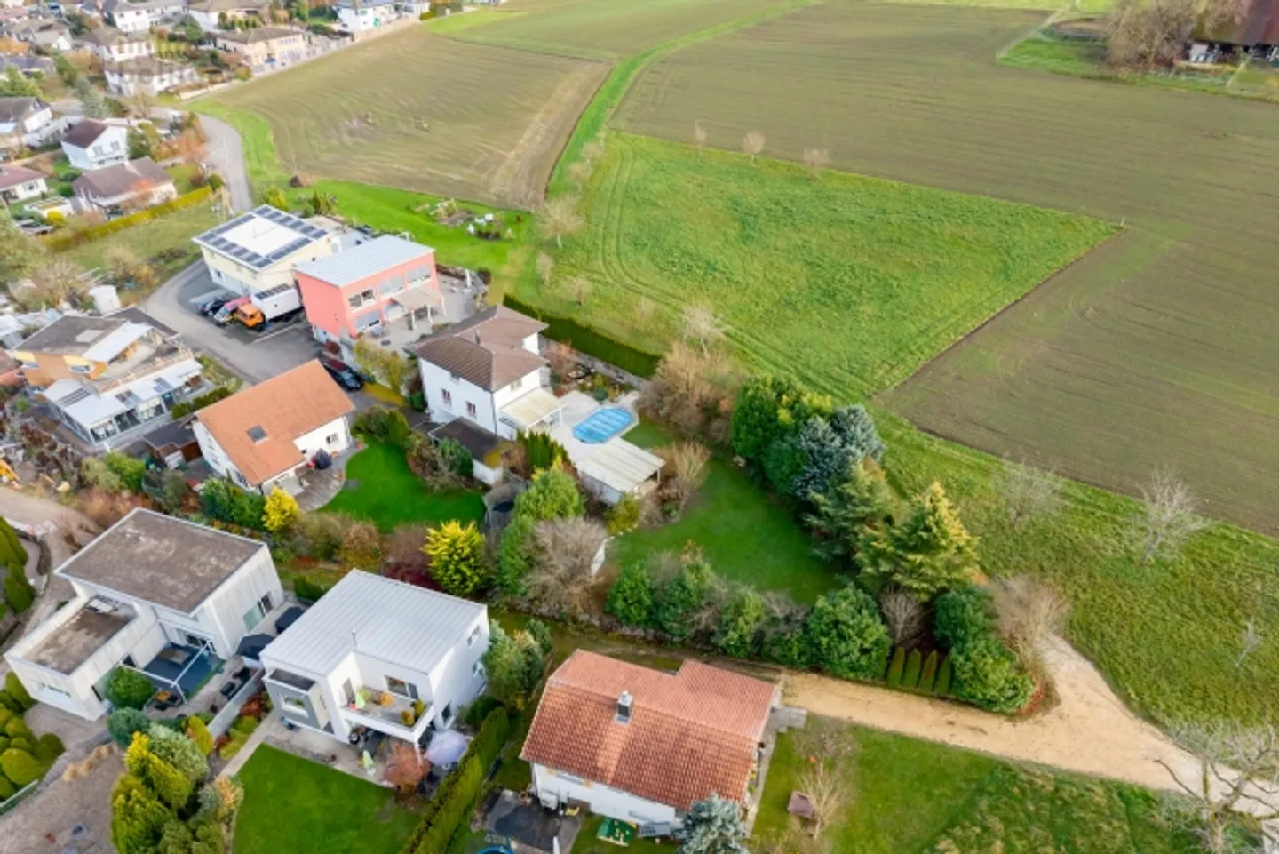 La tua oasi di ritiro privata con piscina in una bellissima posizione - Foto 15 di 16
