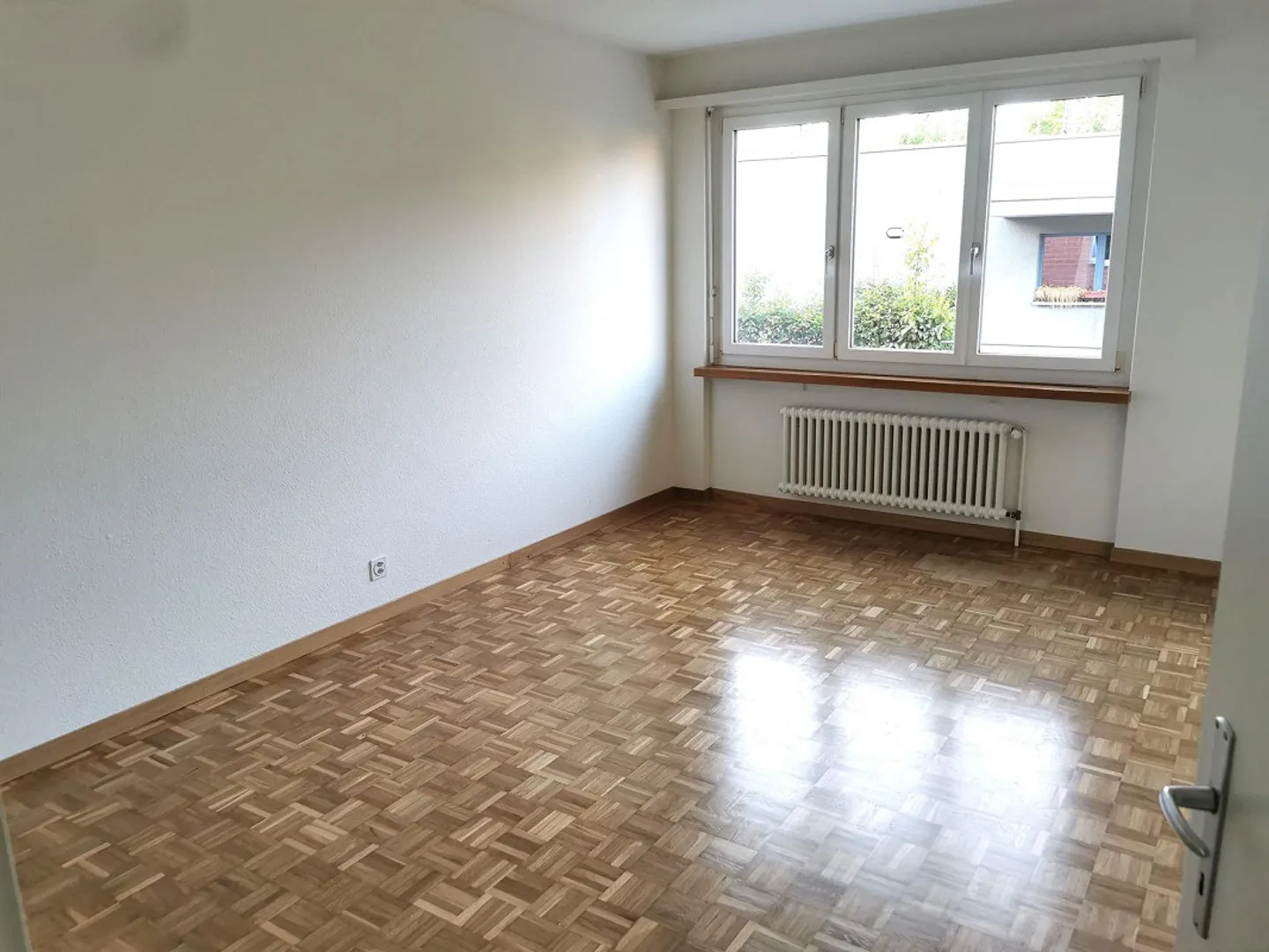 Appartamento luminoso e recentemente ristrutturato con quattro stanze - Foto 15 di 25