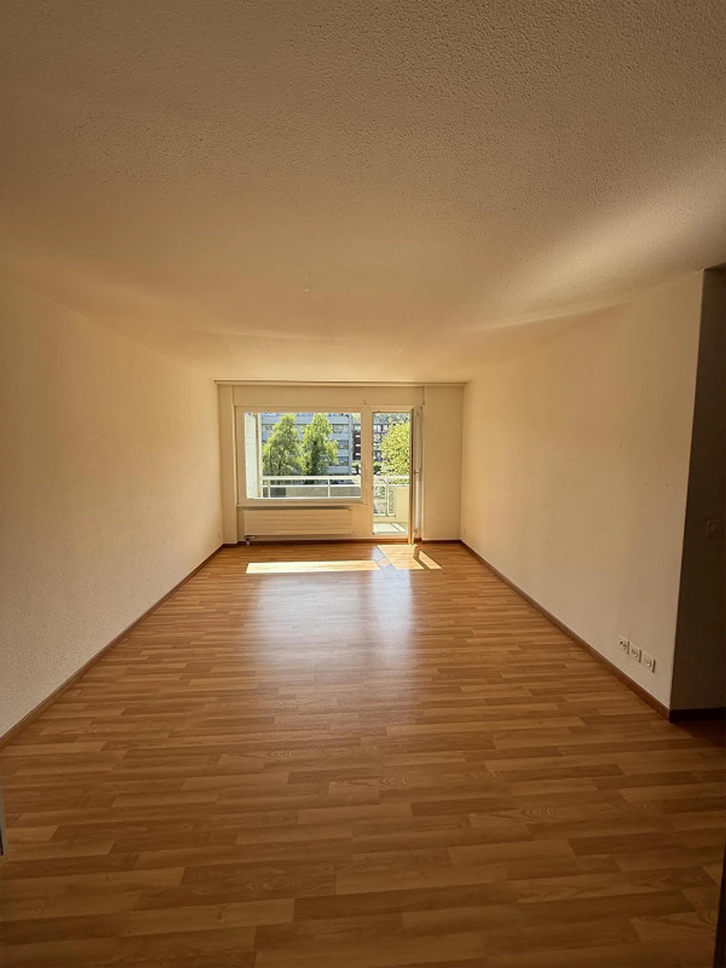 Attraktive 2.5-Zimmerwohnung an ruhiger Lage in Ostermundigen - Foto 2 von 8
