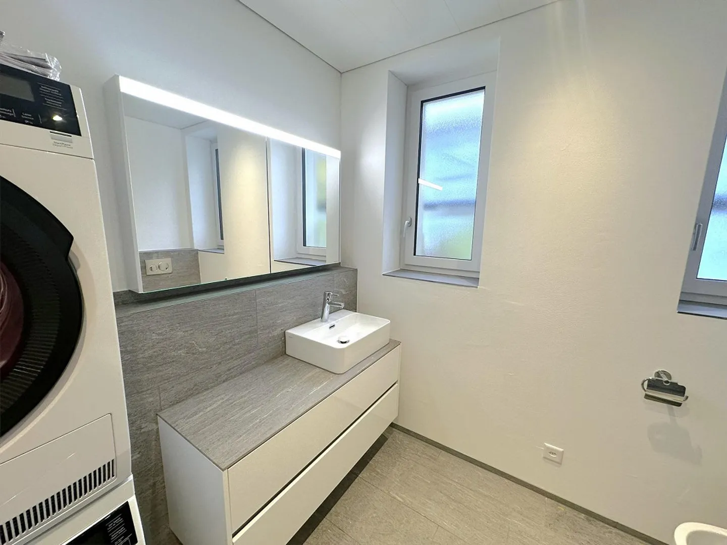 L'Art Nouveau rencontre la modernité – Appartement de 4,5 pièces avec vue - Photo 5 sur 11