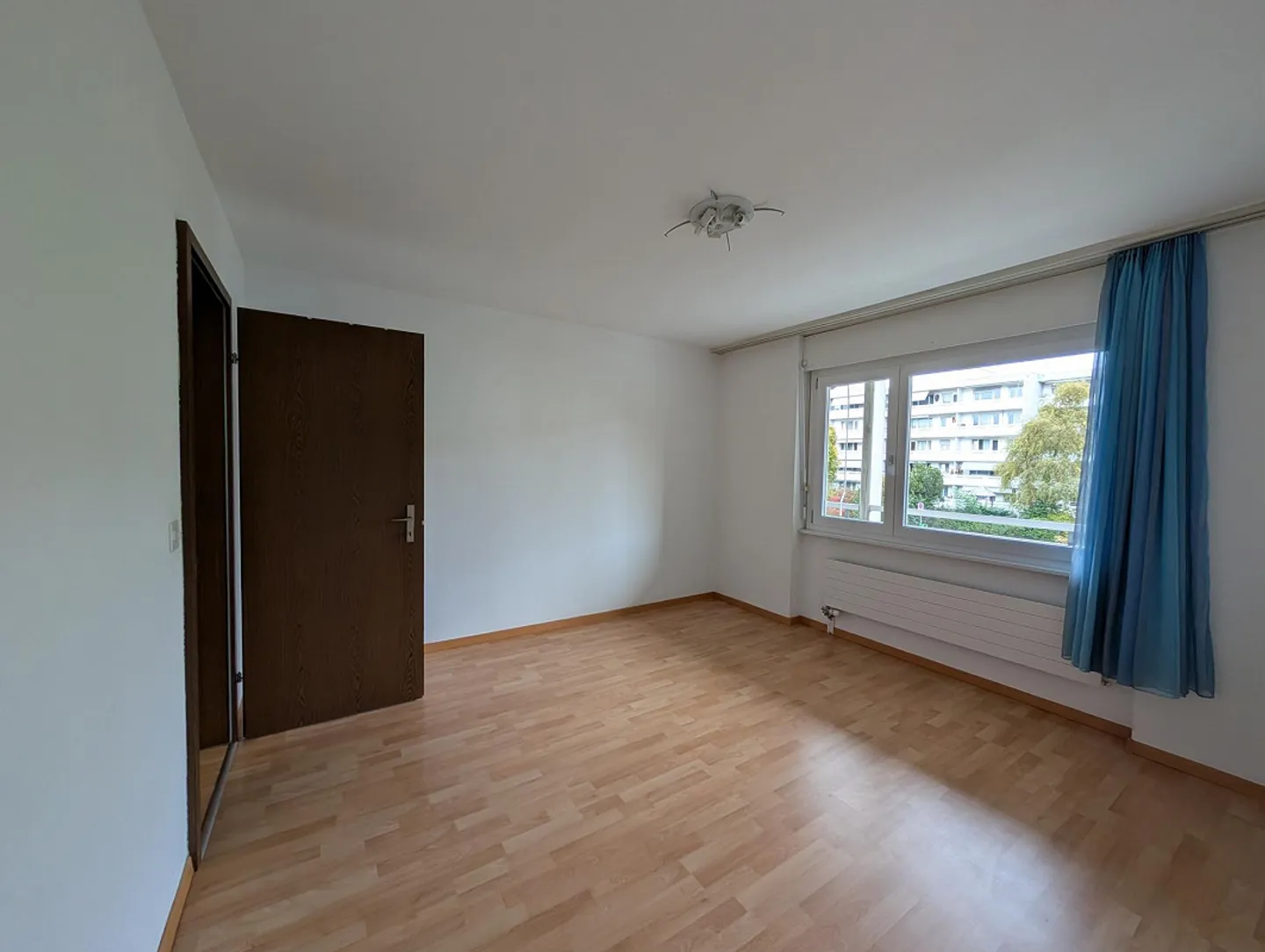 Attraktive 2.5-Zimmerwohnung an ruhiger Lage in Ostermundigen - Foto 3 von 8