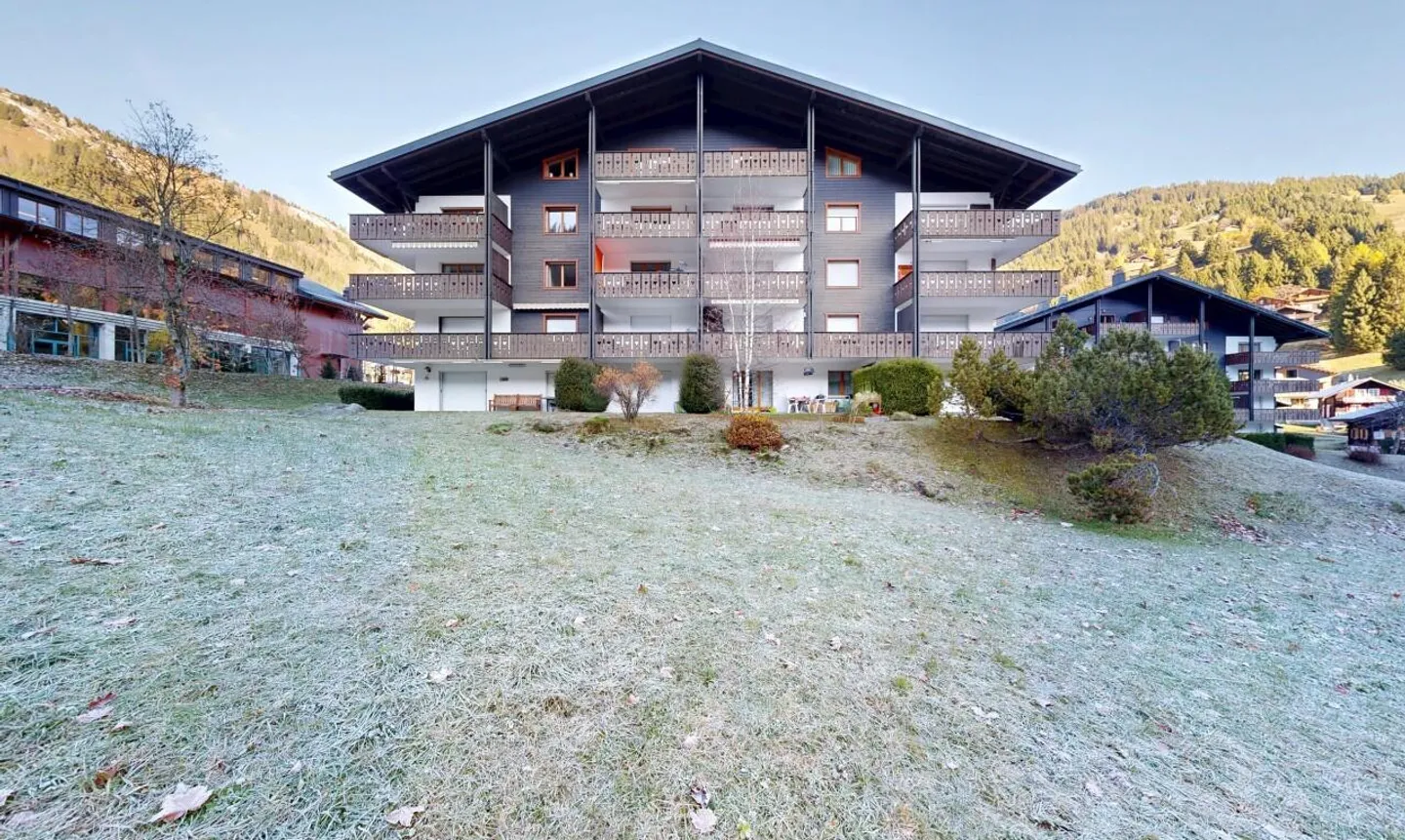 Pied-à-terre ideale di fronte alle montagne, accesso diretto alle piste - Foto 1 di 11