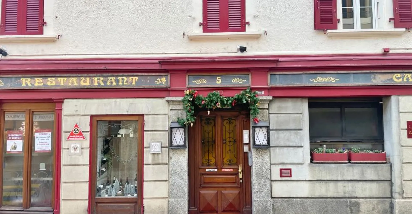 Rendimento del 6,3% netto per un investitore. Ristorante con locali ad Aubonne - Foto 2 di 11
