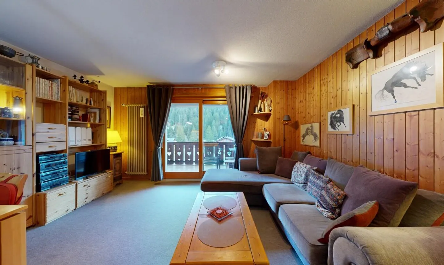 Pied-à-terre ideale di fronte alle montagne, accesso diretto alle piste - Foto 4 di 11