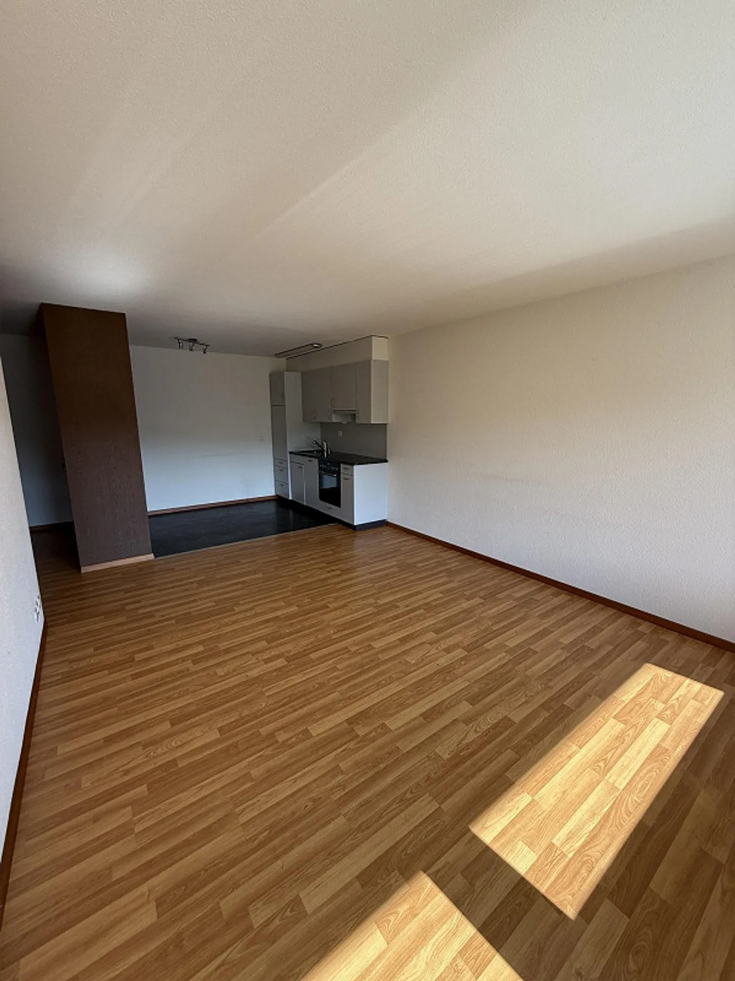 Attraktive 2.5-Zimmerwohnung an ruhiger Lage in Ostermundigen - Foto 4 von 8