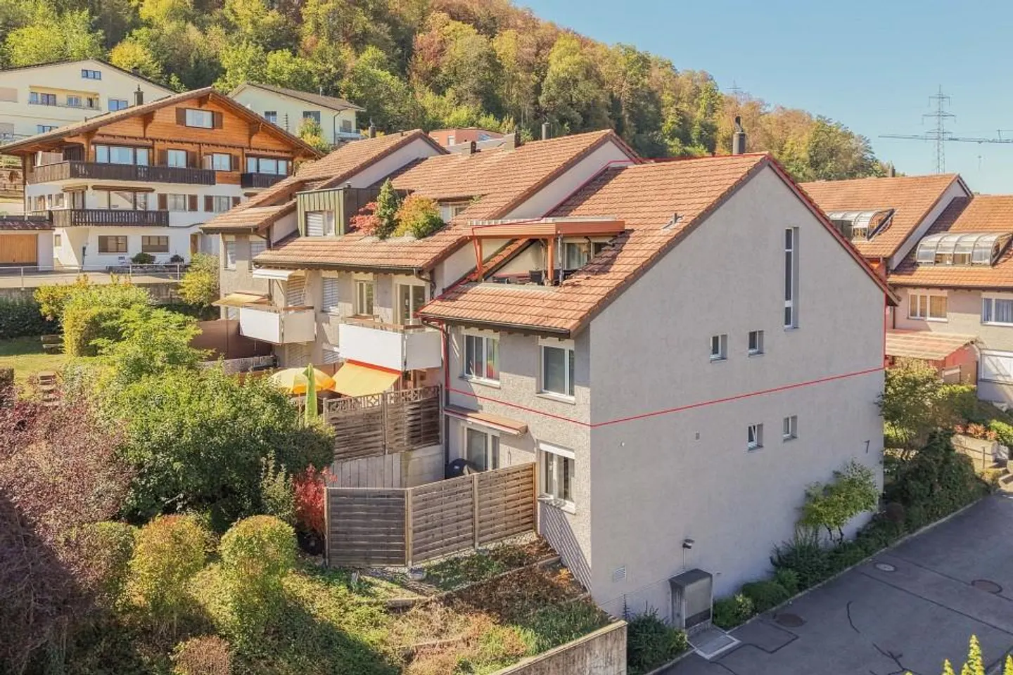 Fast wie im Einfamilienhaus: Gut unterhaltene 5.5-Zimmer-Maisonette... - Foto 1 von 13
