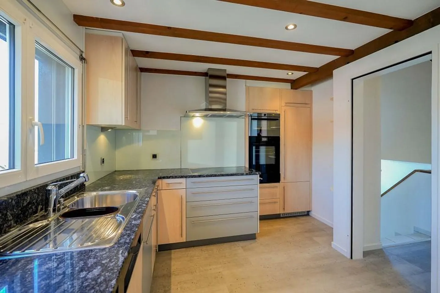 Fast wie im Einfamilienhaus: Gut unterhaltene 5.5-Zimmer-Maisonette... - Foto 5 von 13